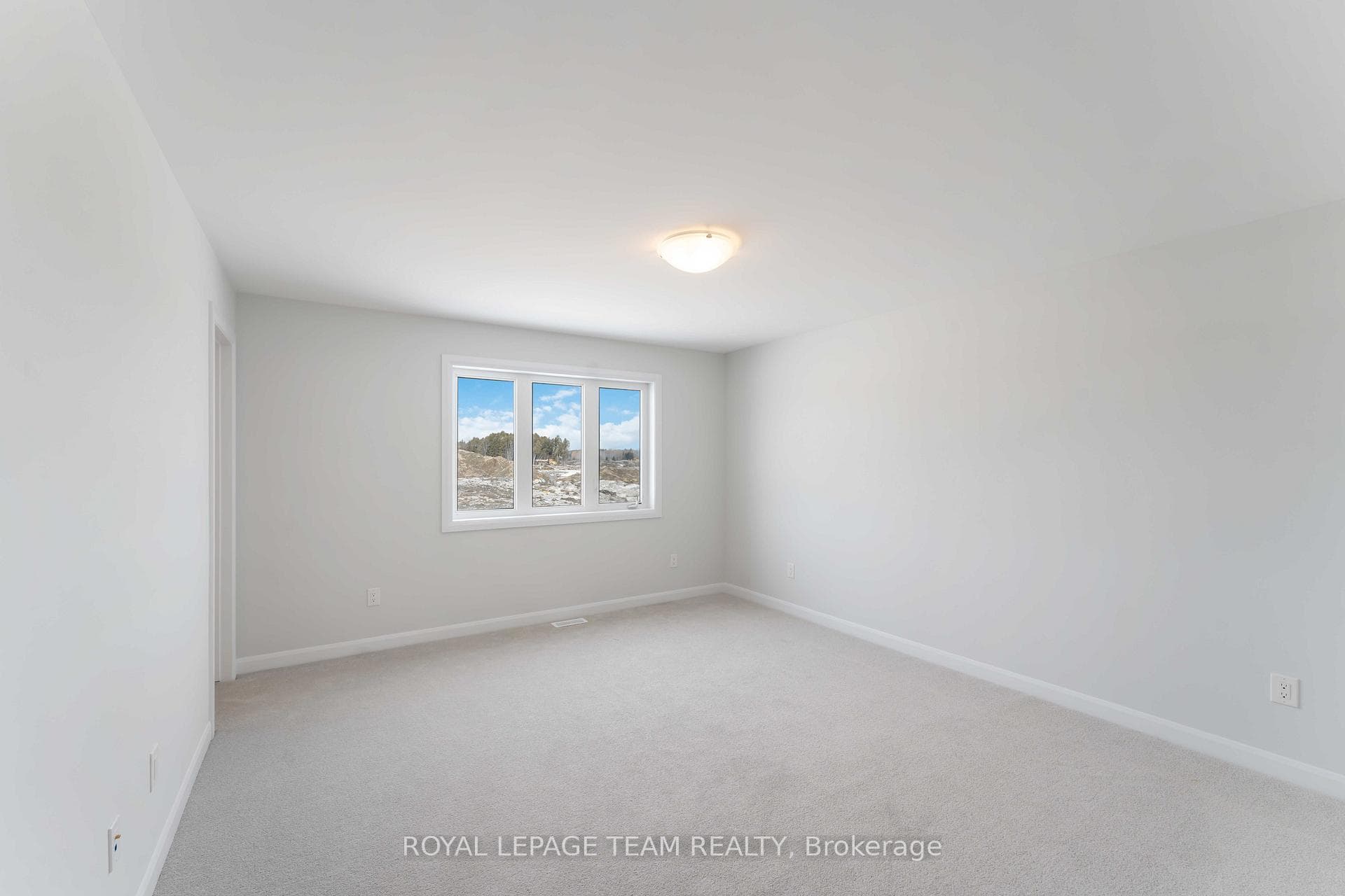 142 Invention Boulevard photo 7