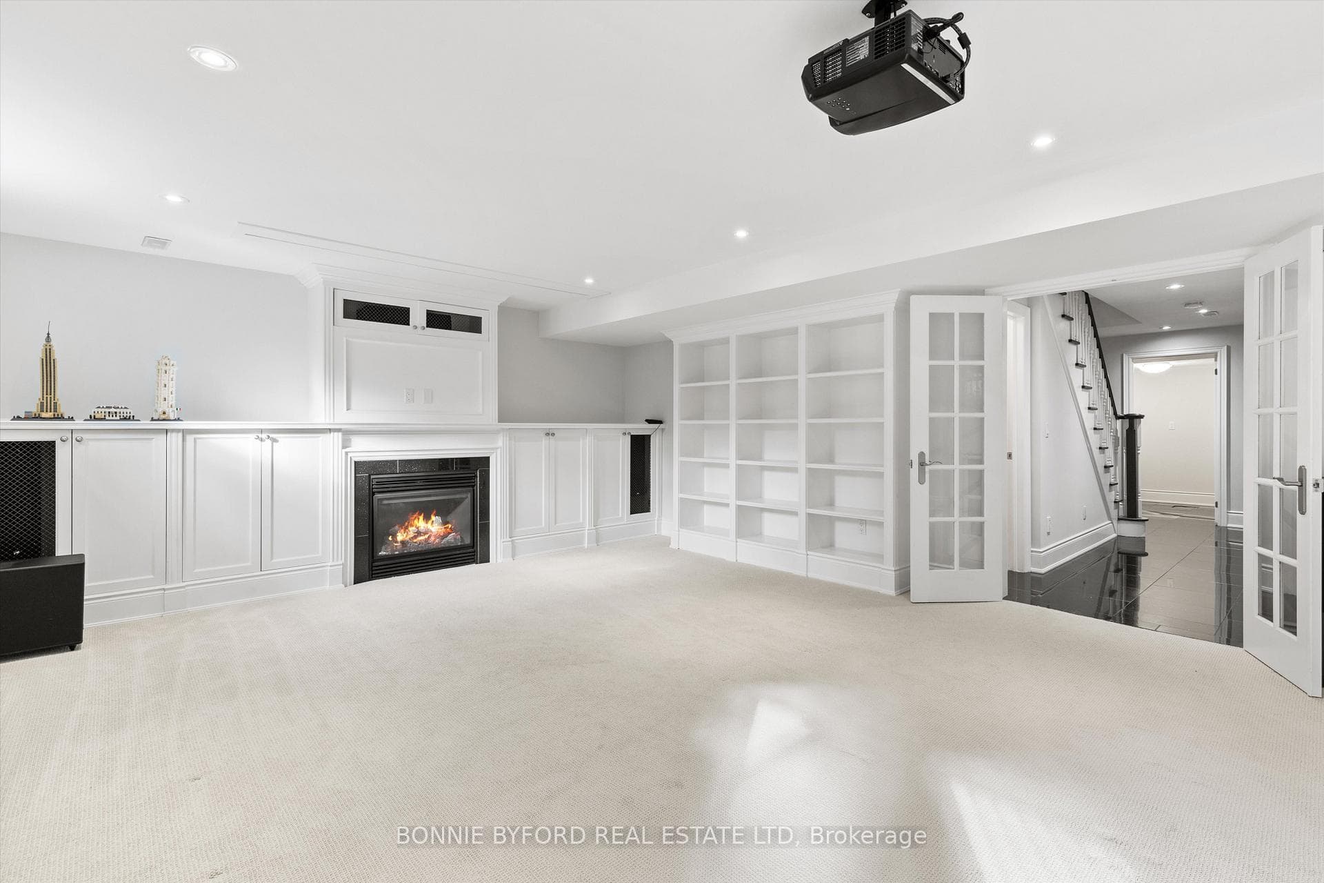 64 Bessborough Drive photo 29