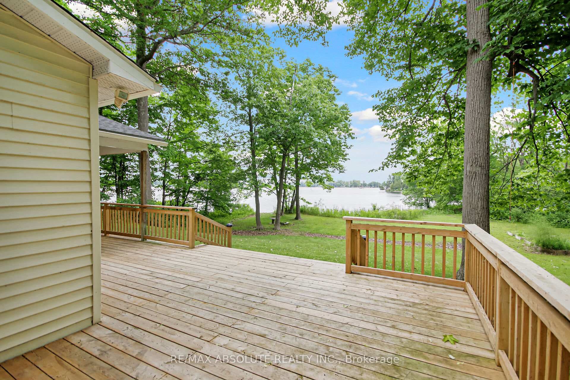 210 Pickerel Point Road photo 31