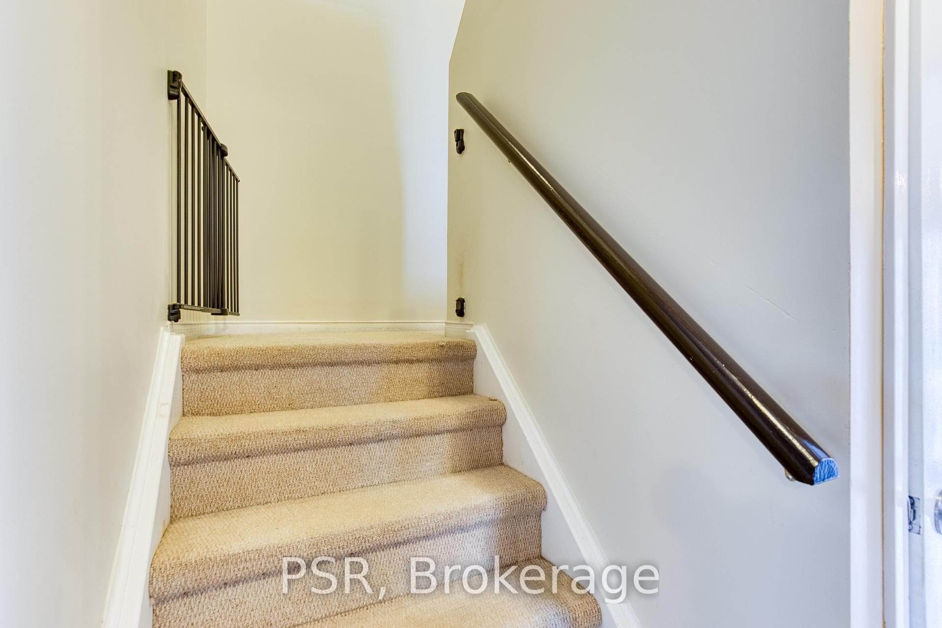 36 Benesfort Drive photo 12