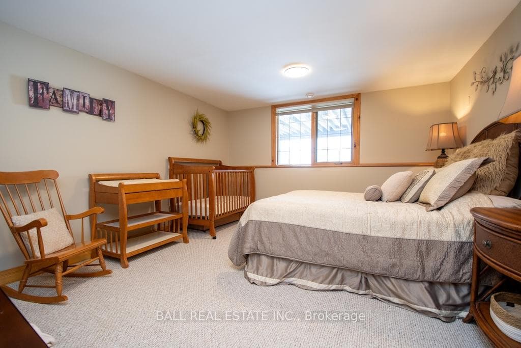 1634 Eland Court photo 34