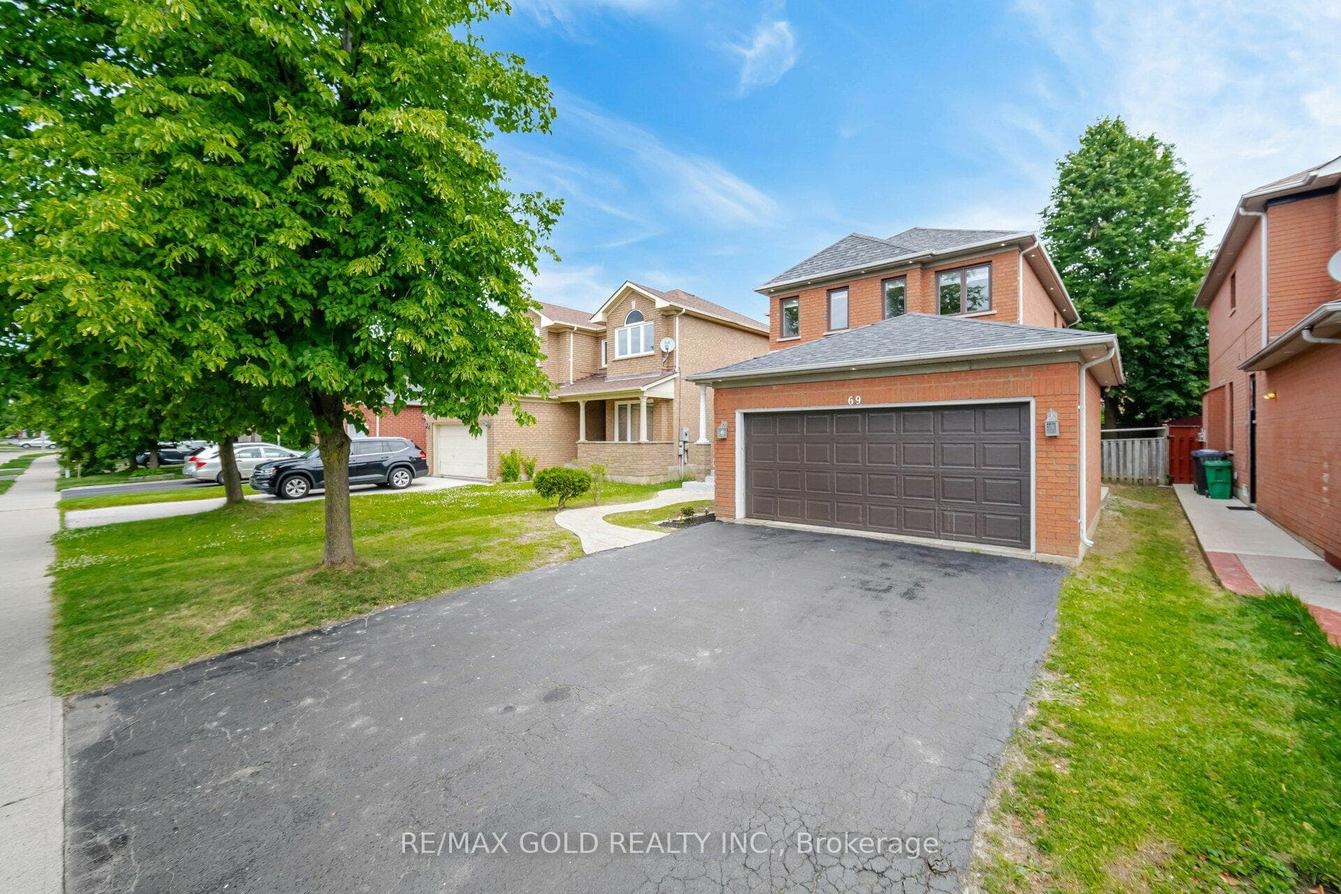 69 Softneedle Avenue photo 2