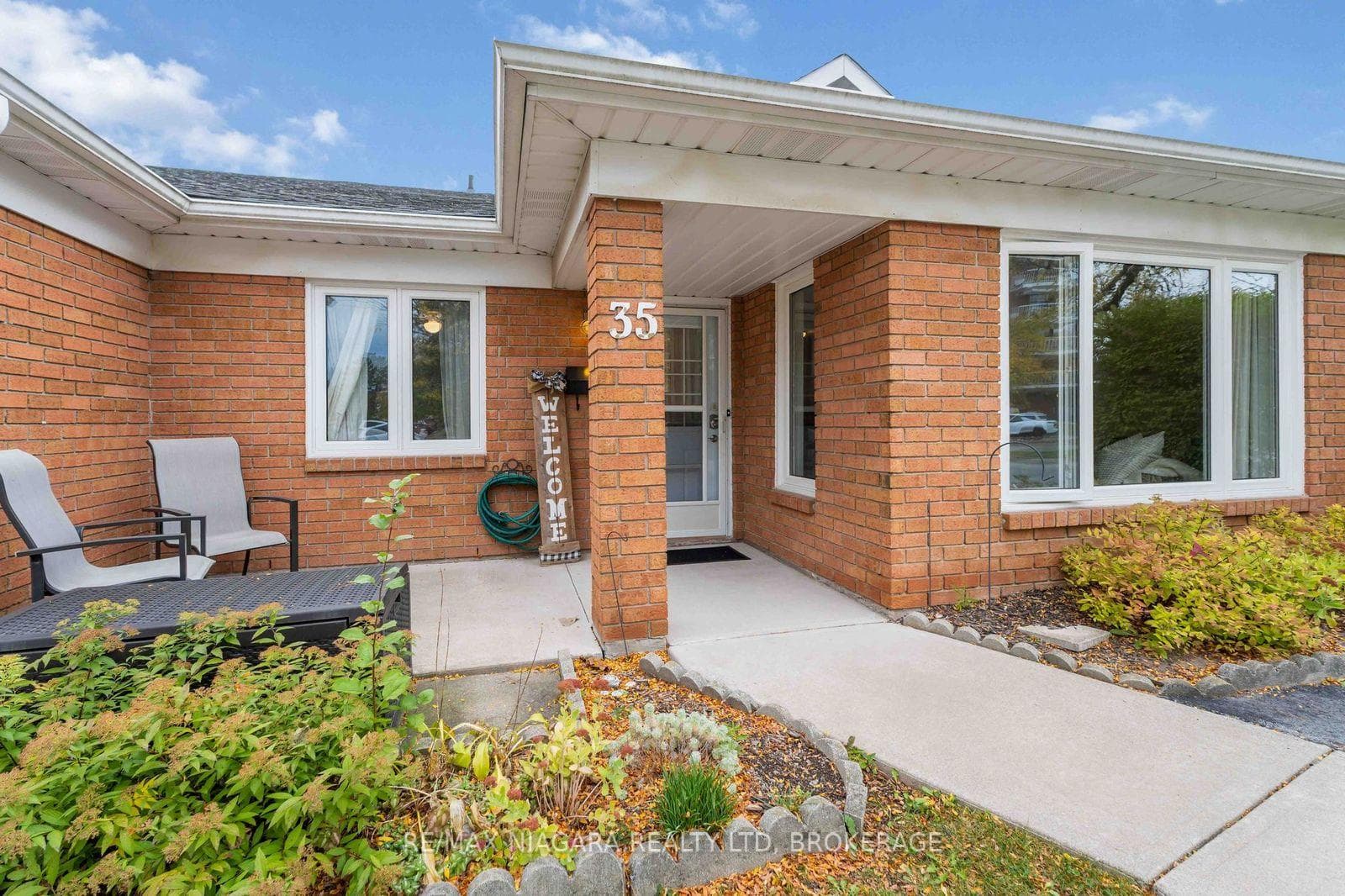 35 NOVA Crescent Unit 7 photo 3