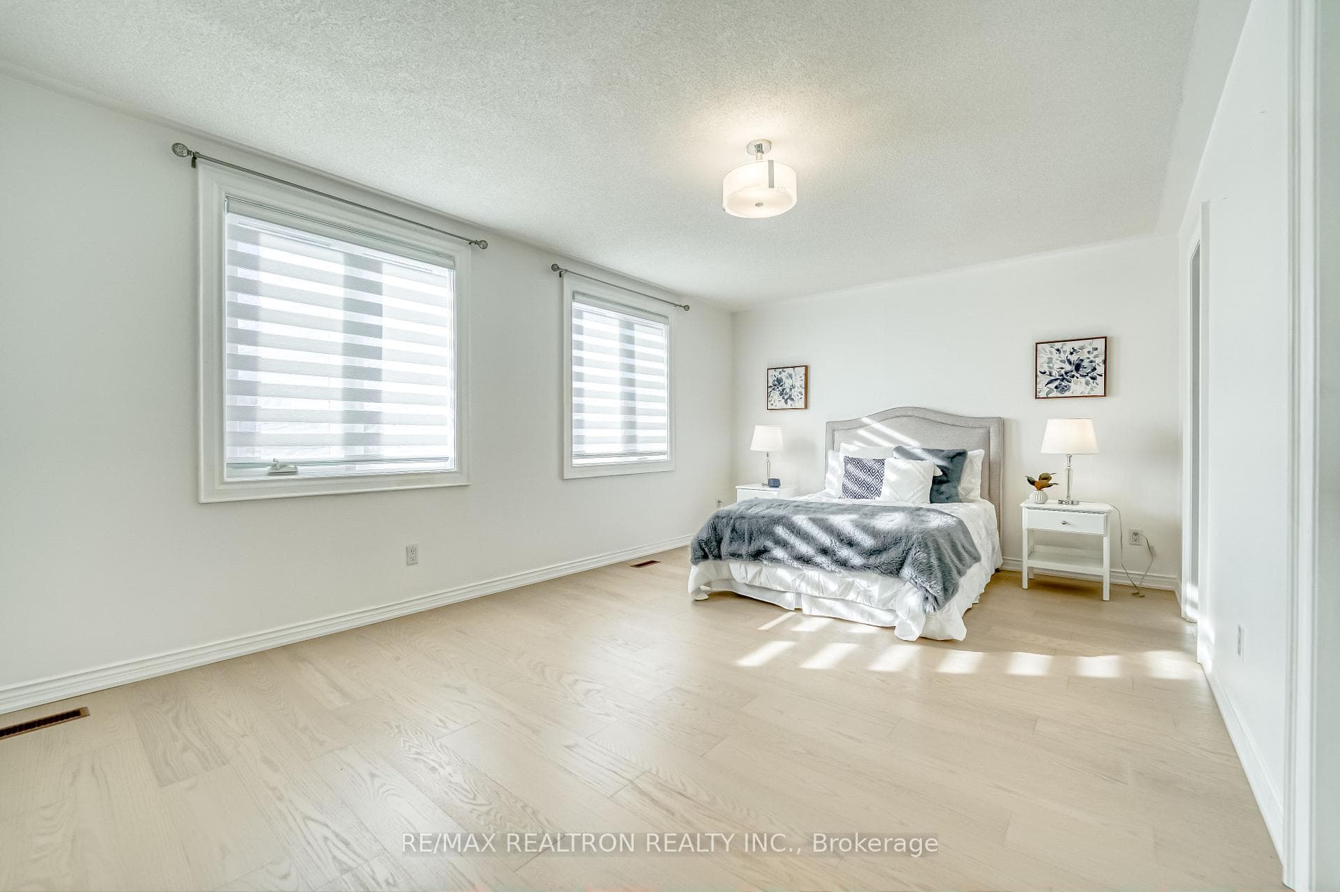 59 Henricks Crescent photo 30