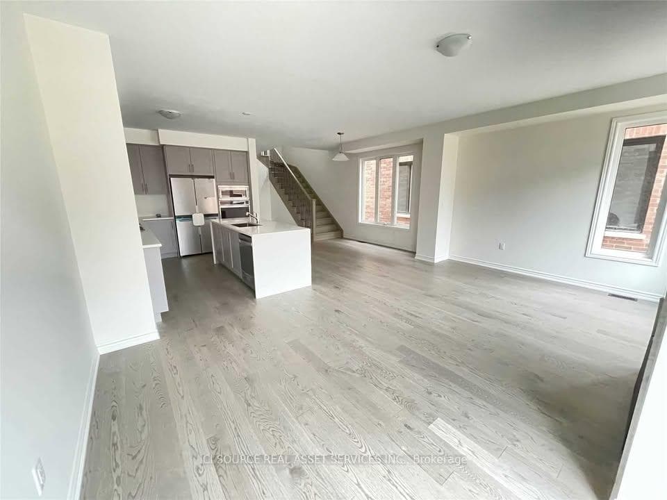 33 Macpherson Street photo 9