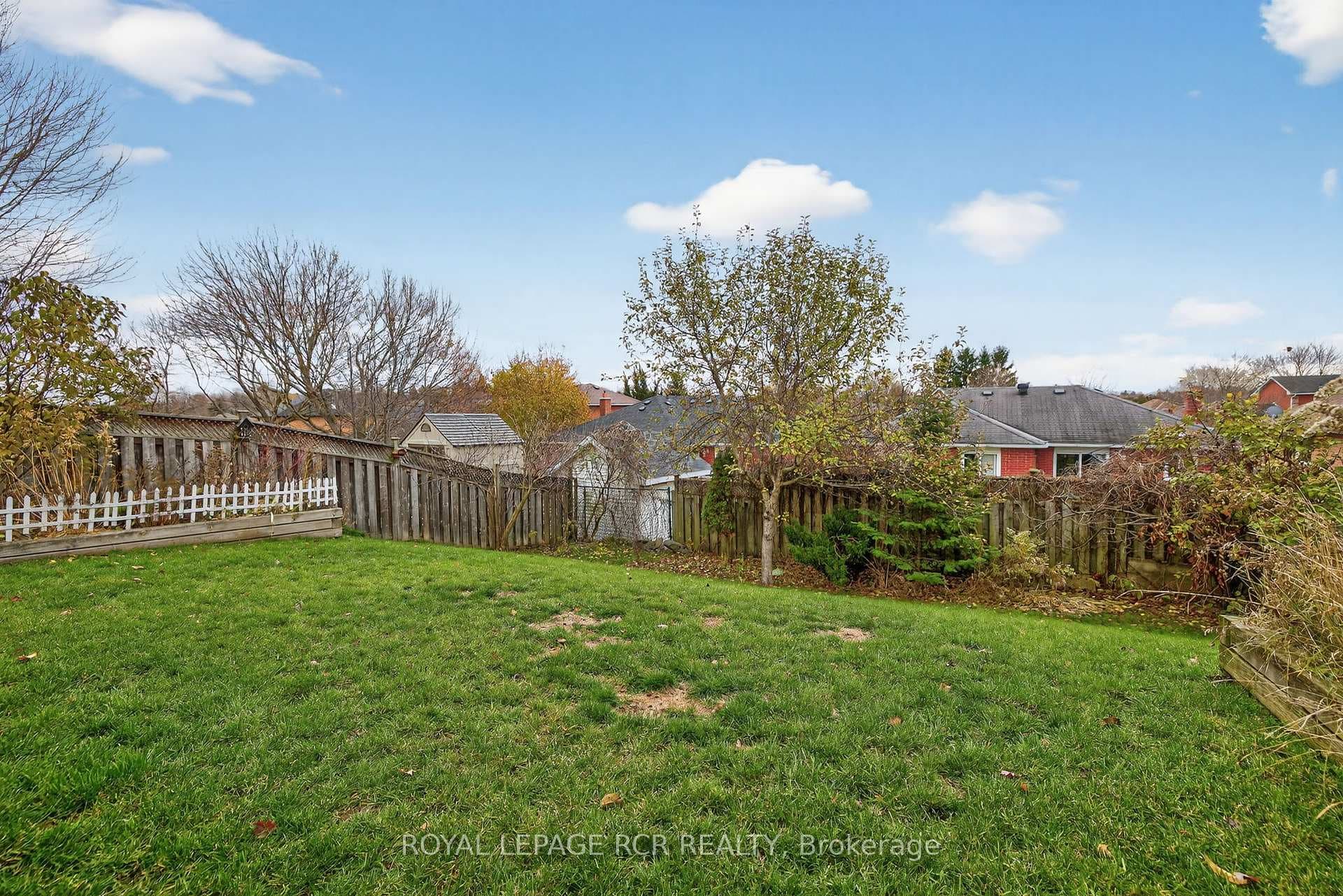 29 Archer Avenue photo 33