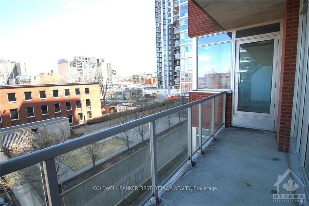 383 CUMBERLAND Street Unit 506 photo 22