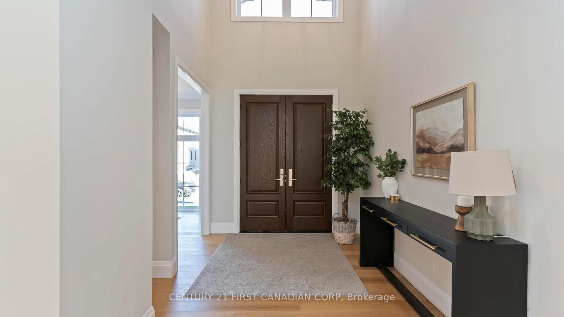 3495 Isleworth Road photo 2