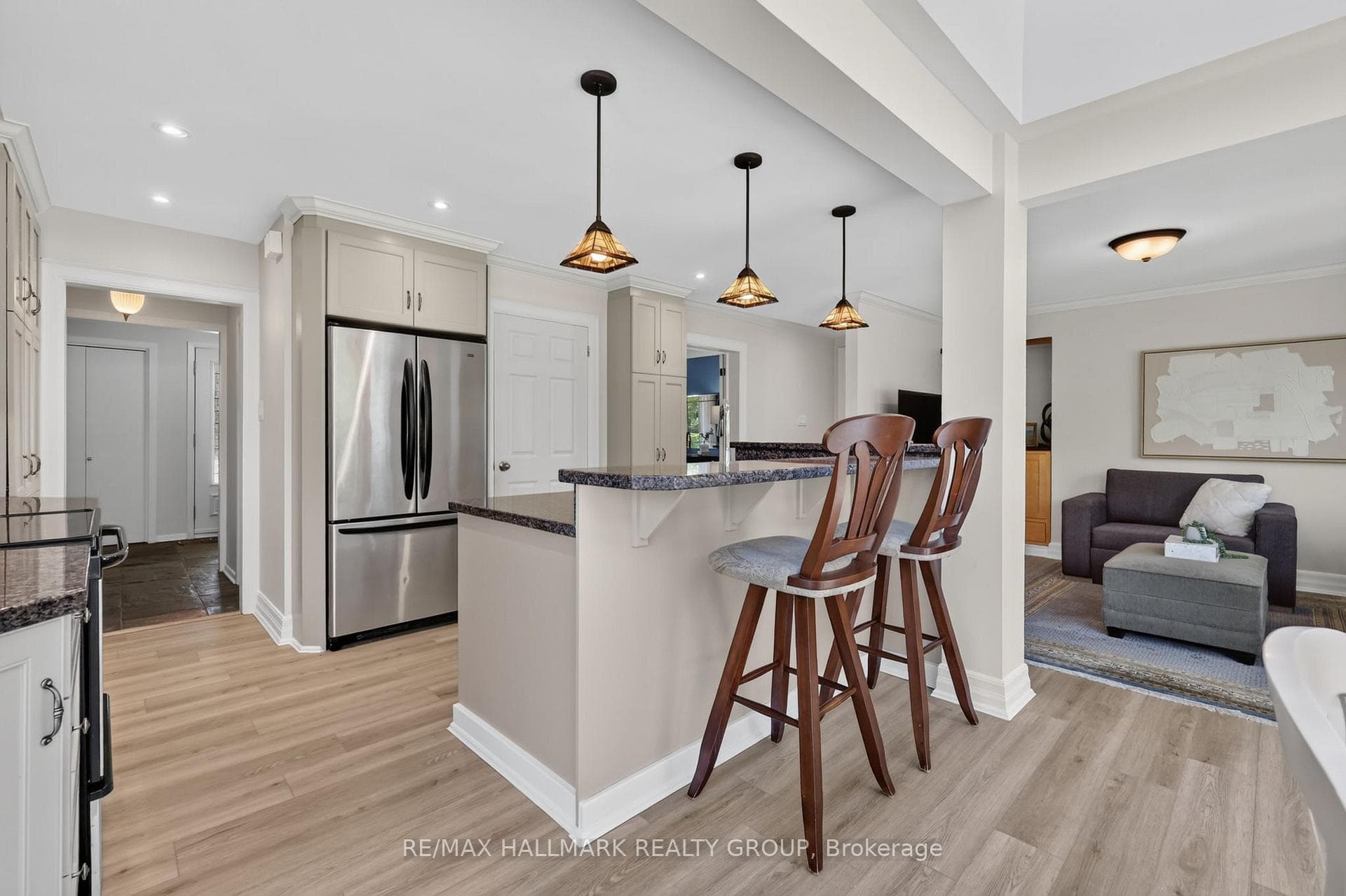 1680 Rhodes Court photo 8