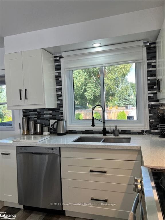 3 JARDINE Crescent photo 11