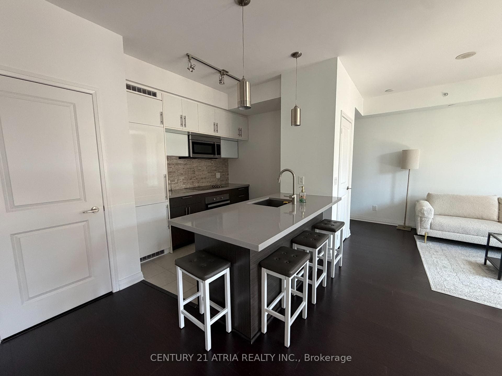 8 Mercer Street Unit 1906 photo 7
