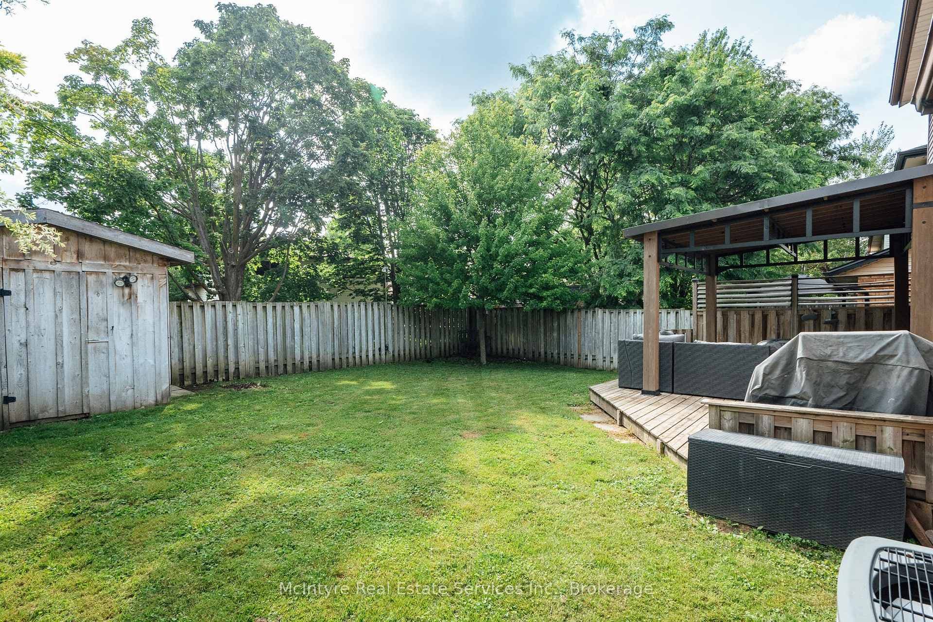 277 Canterbury Drive photo 46