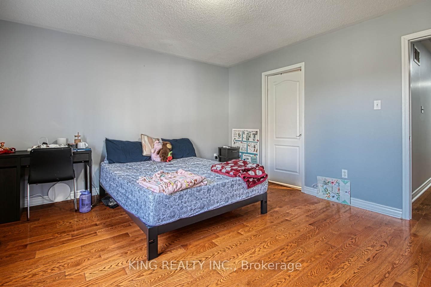 5665 Volpe Avenue photo 29