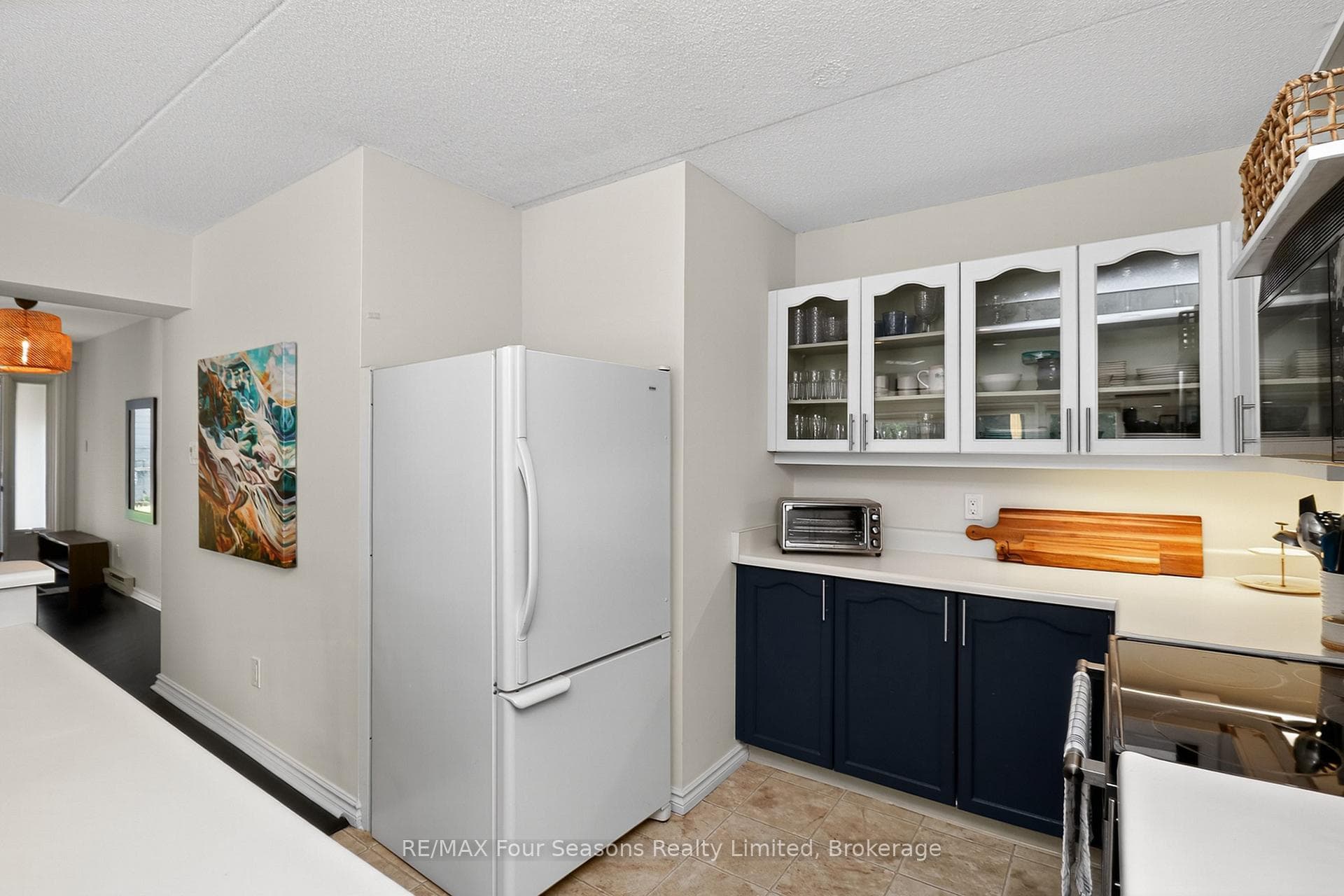 44 Trott Boulevard Unit 13 photo 17