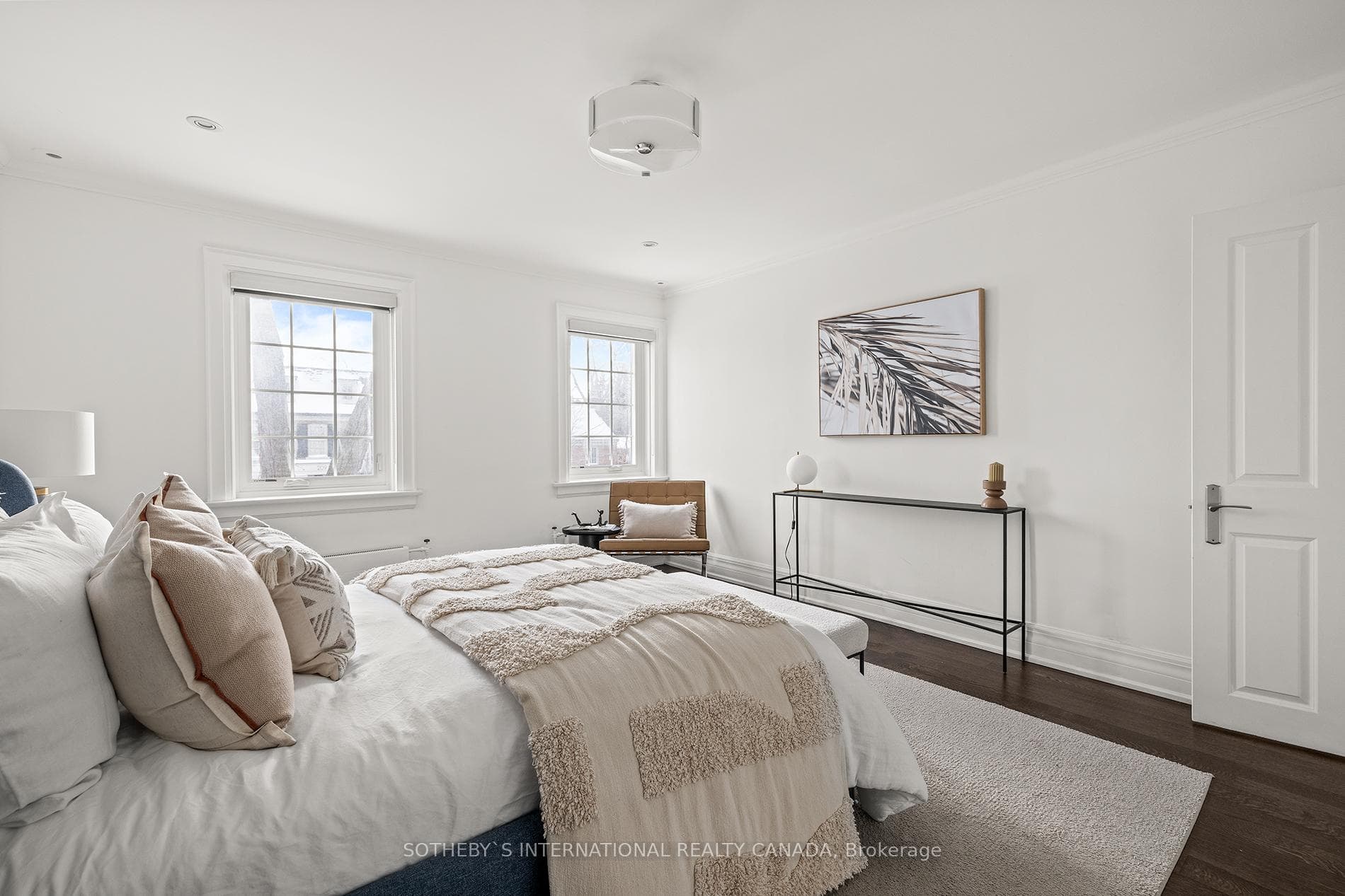 208 Hillhurst Boulevard photo 37