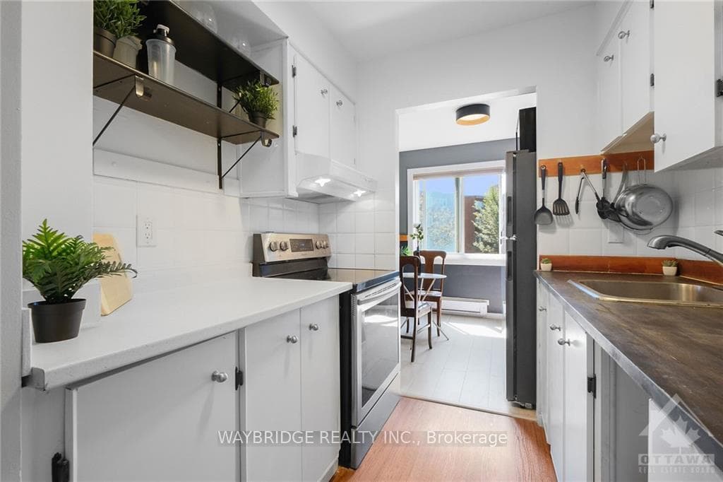 2041 ARROWSMITH Drive Unit 205A photo 9