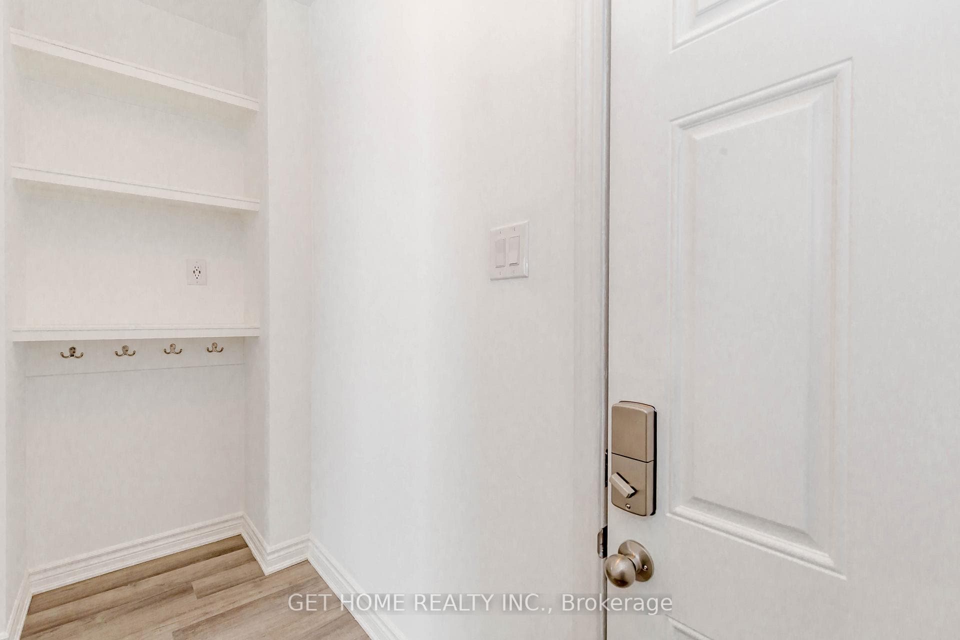 435 Gordon Krantz Avenue photo 46