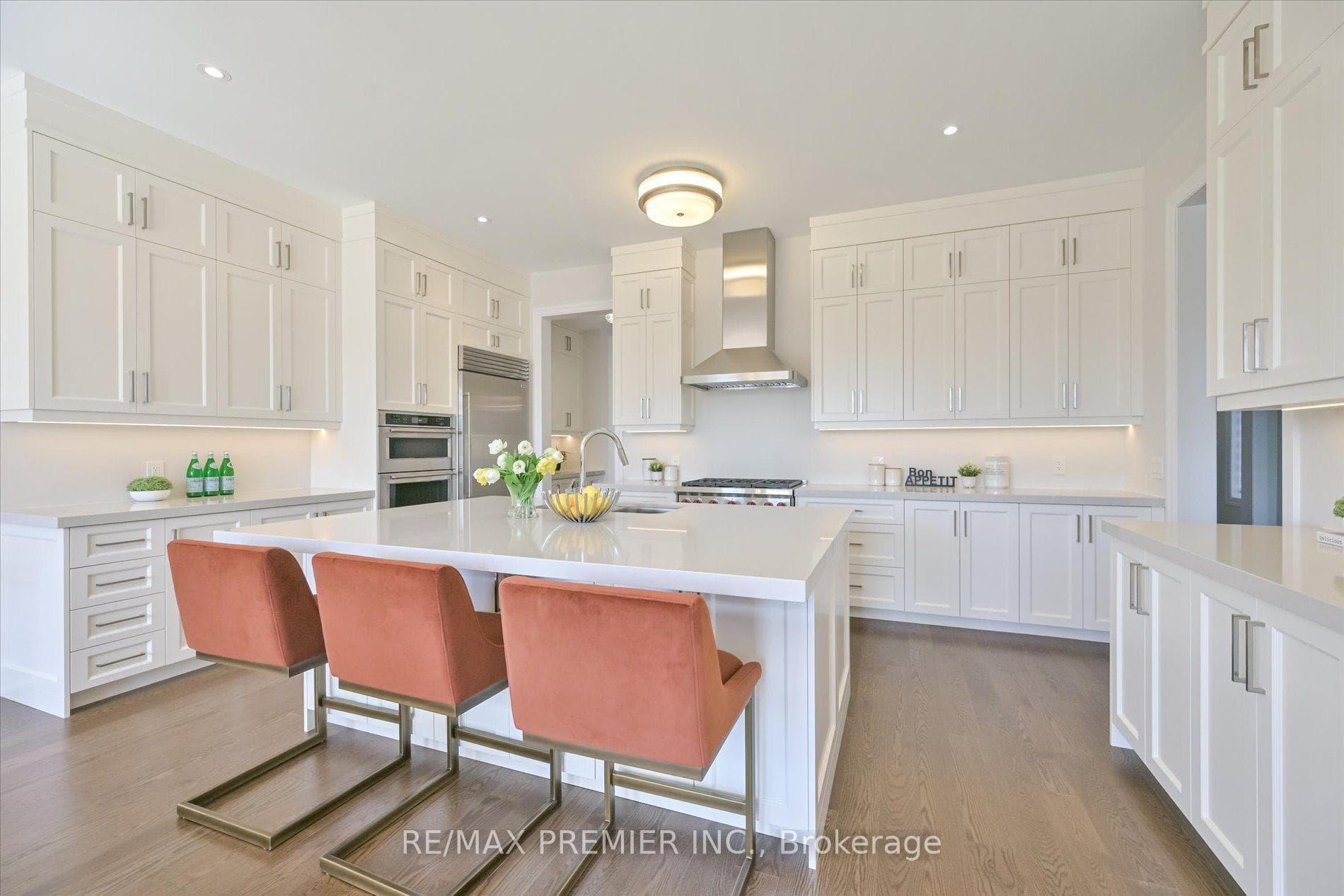 94 Sunny Acres Crescent photo 16