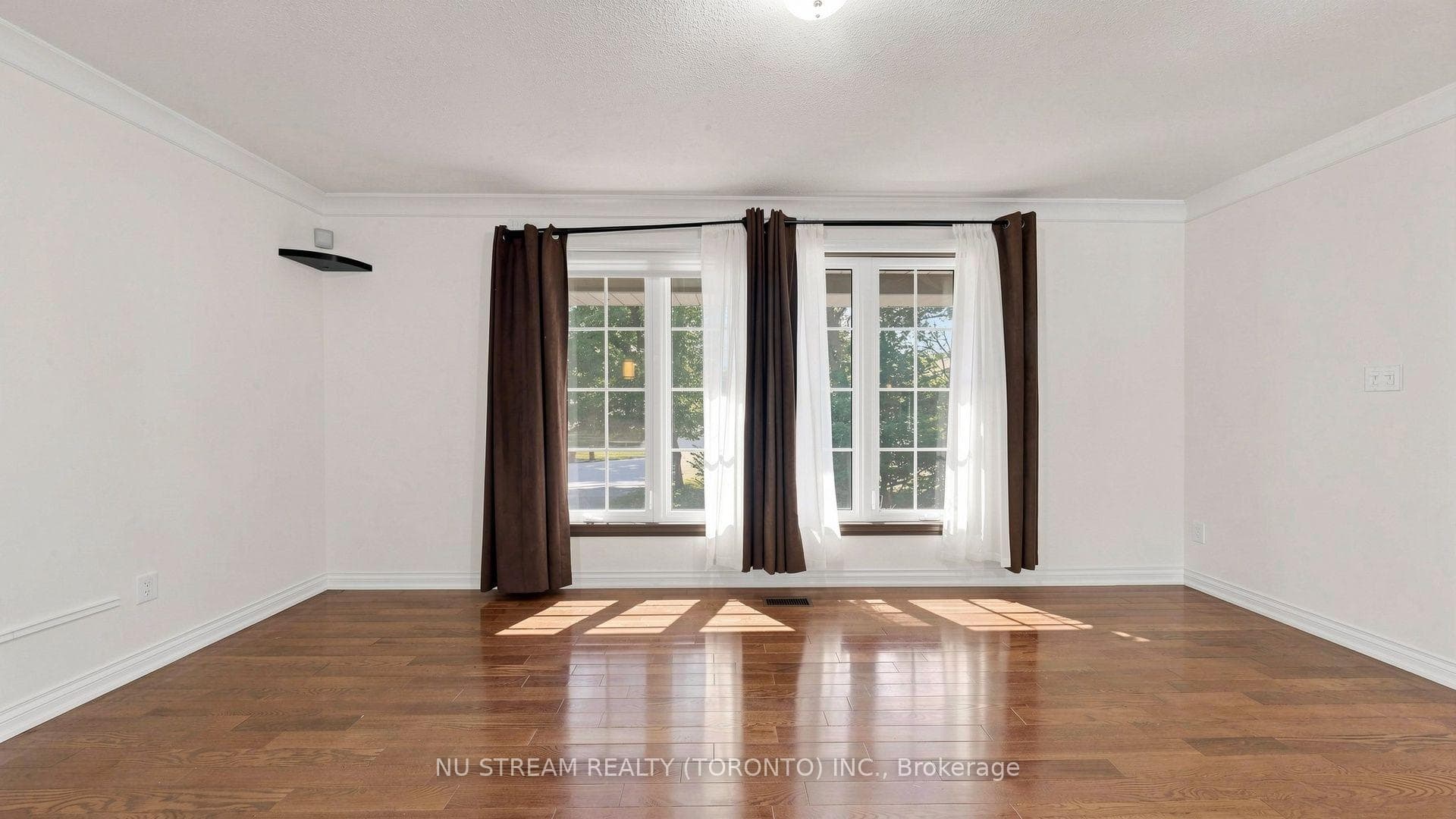 20 Blackforest Drive photo 7