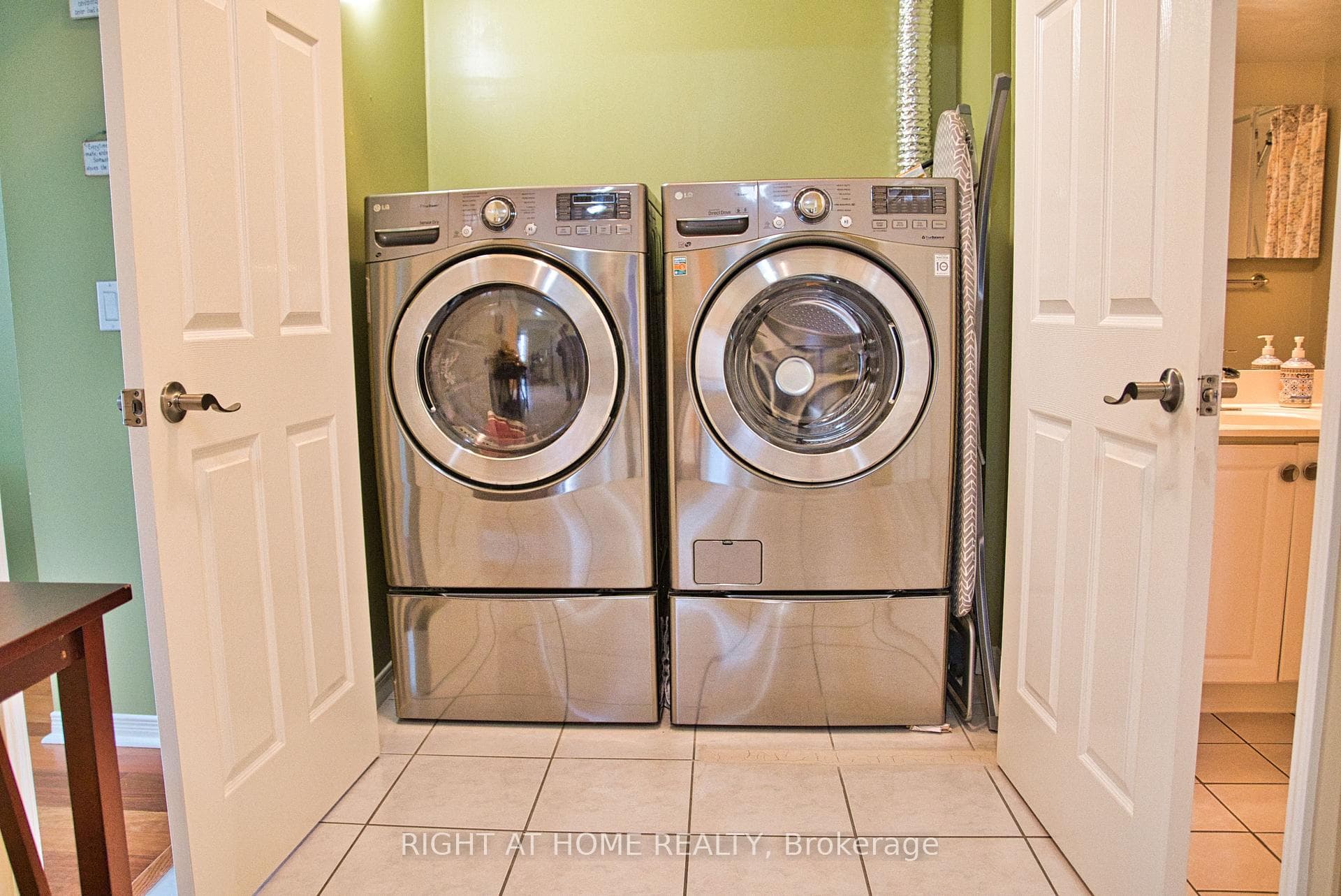 5001 Finch Avenue Unit 111 photo 36