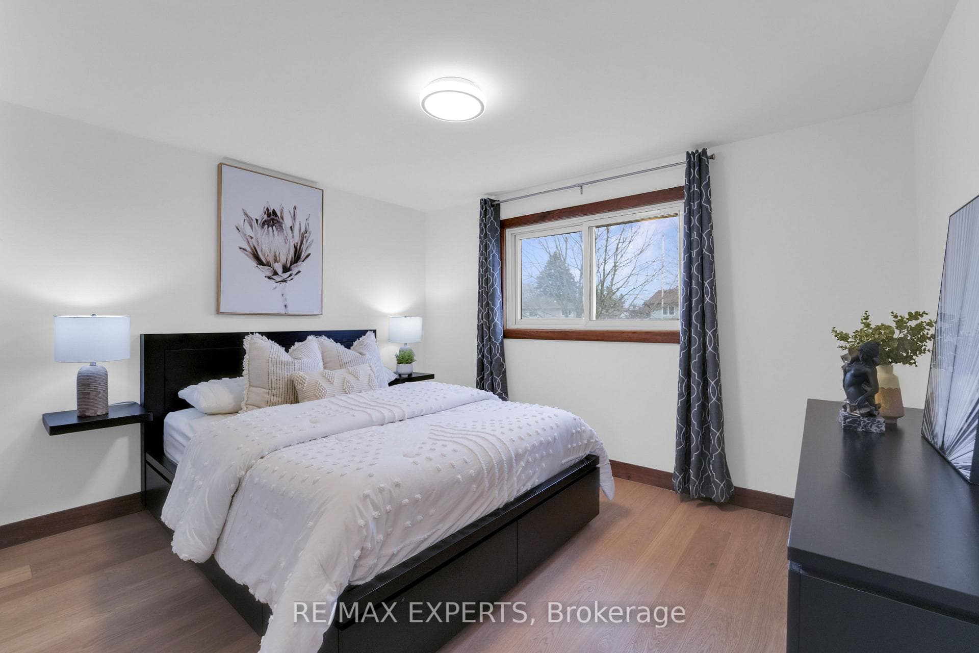 126 Mellow Crescent photo 28