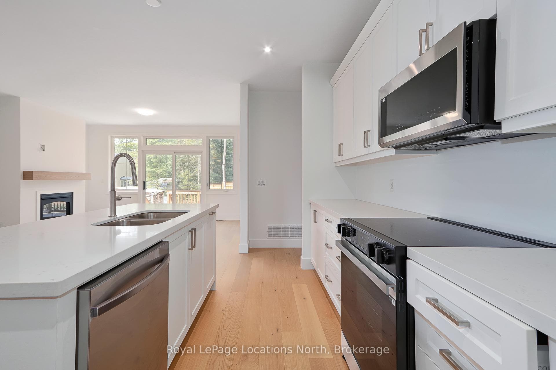 64 52nd Street photo 16