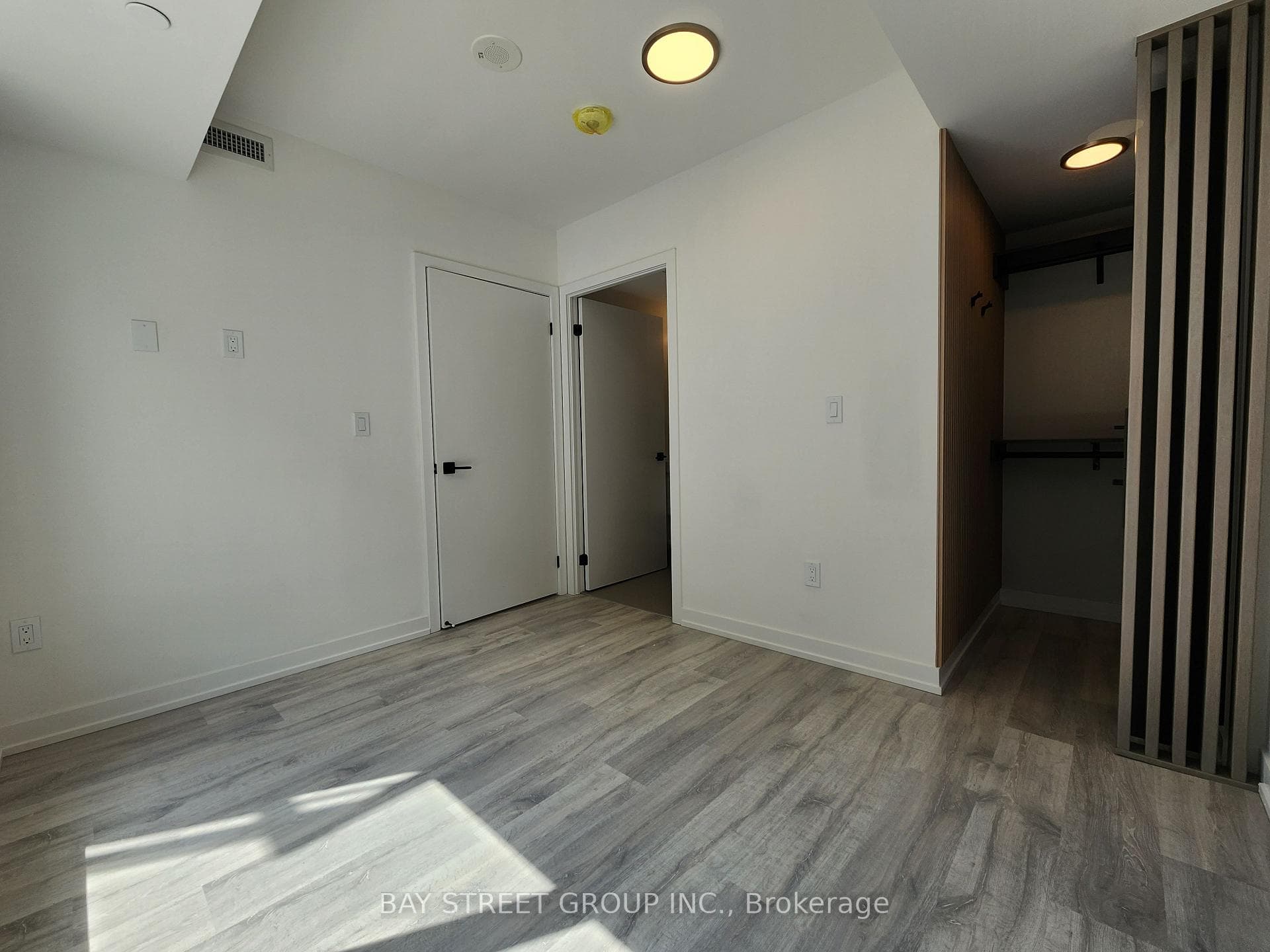 2 Augusta Avenue Unit 804 photo 12