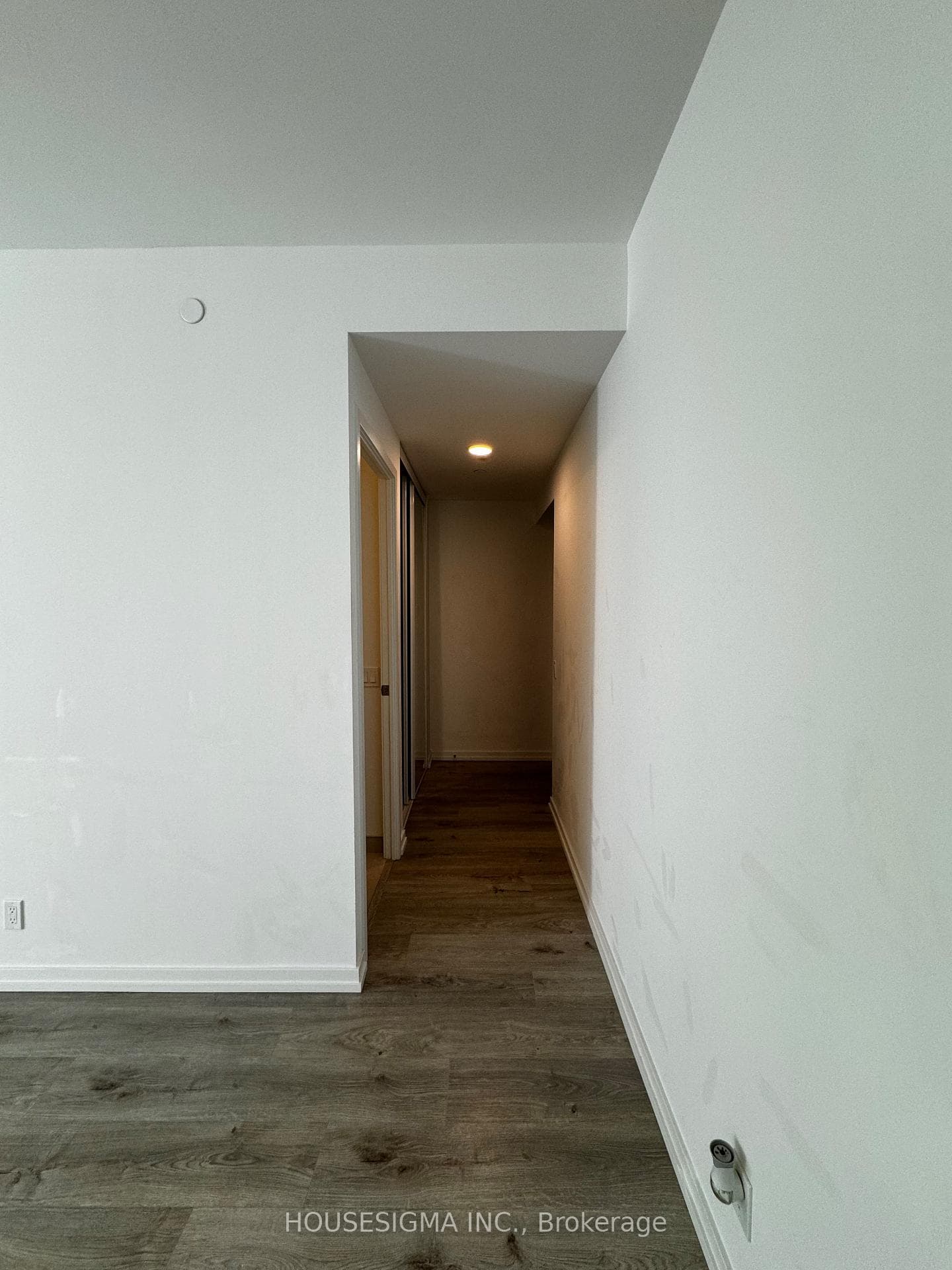 7890 Jane Street Unit 1911 photo 13