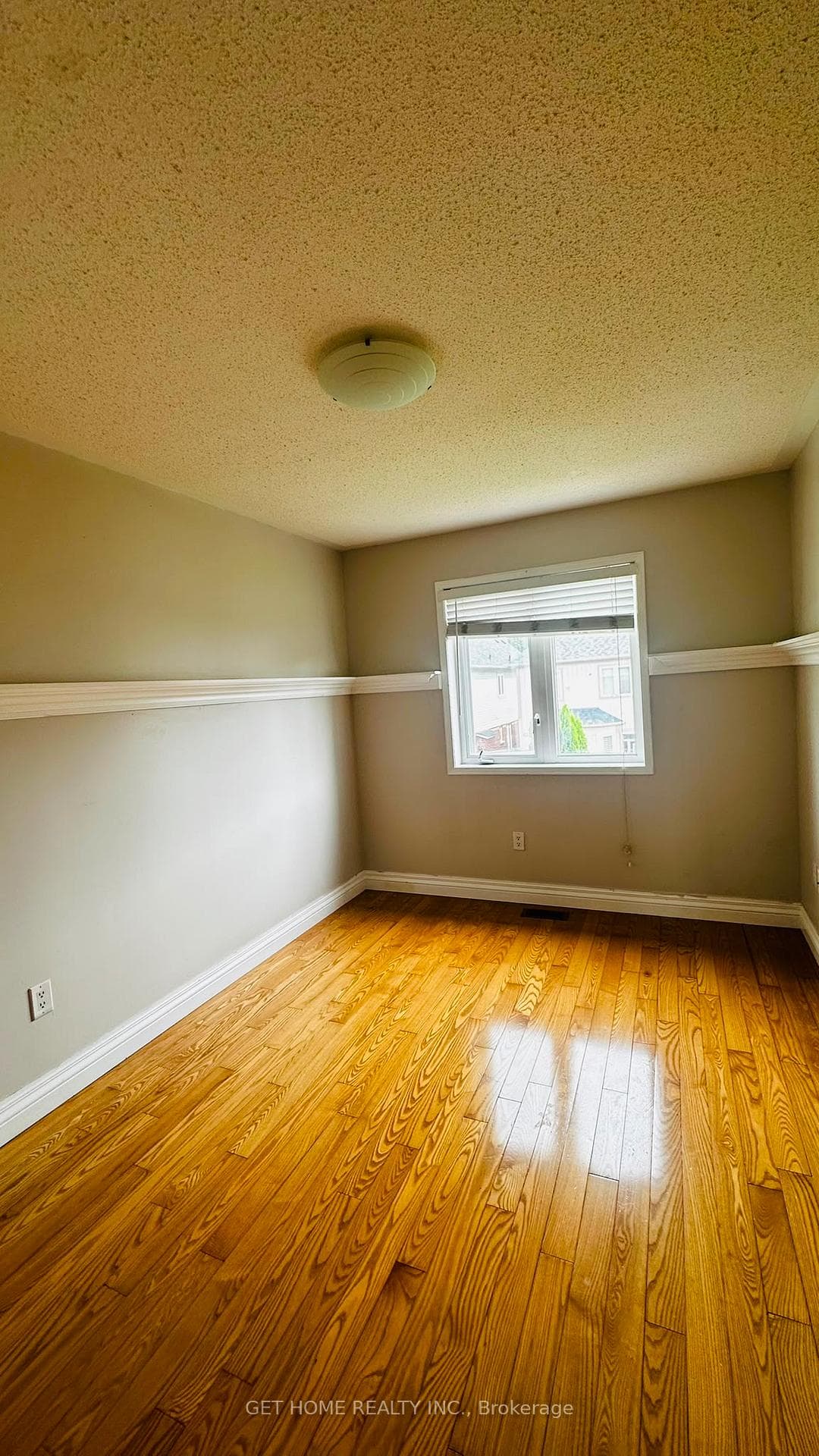 114 Bettina Place photo 12