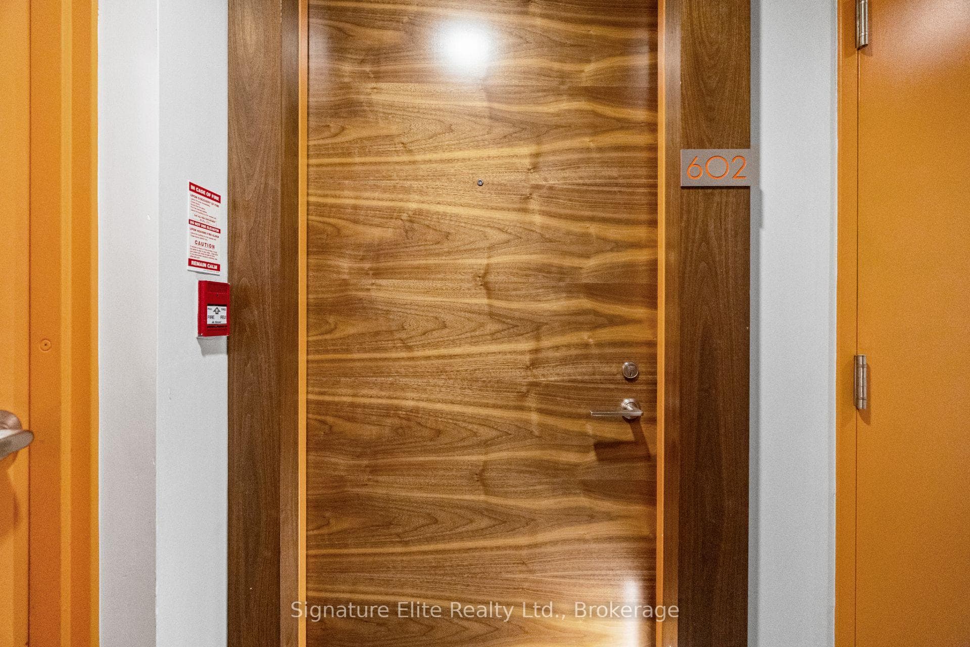 1075 Queen Street Unit 602 photo 2