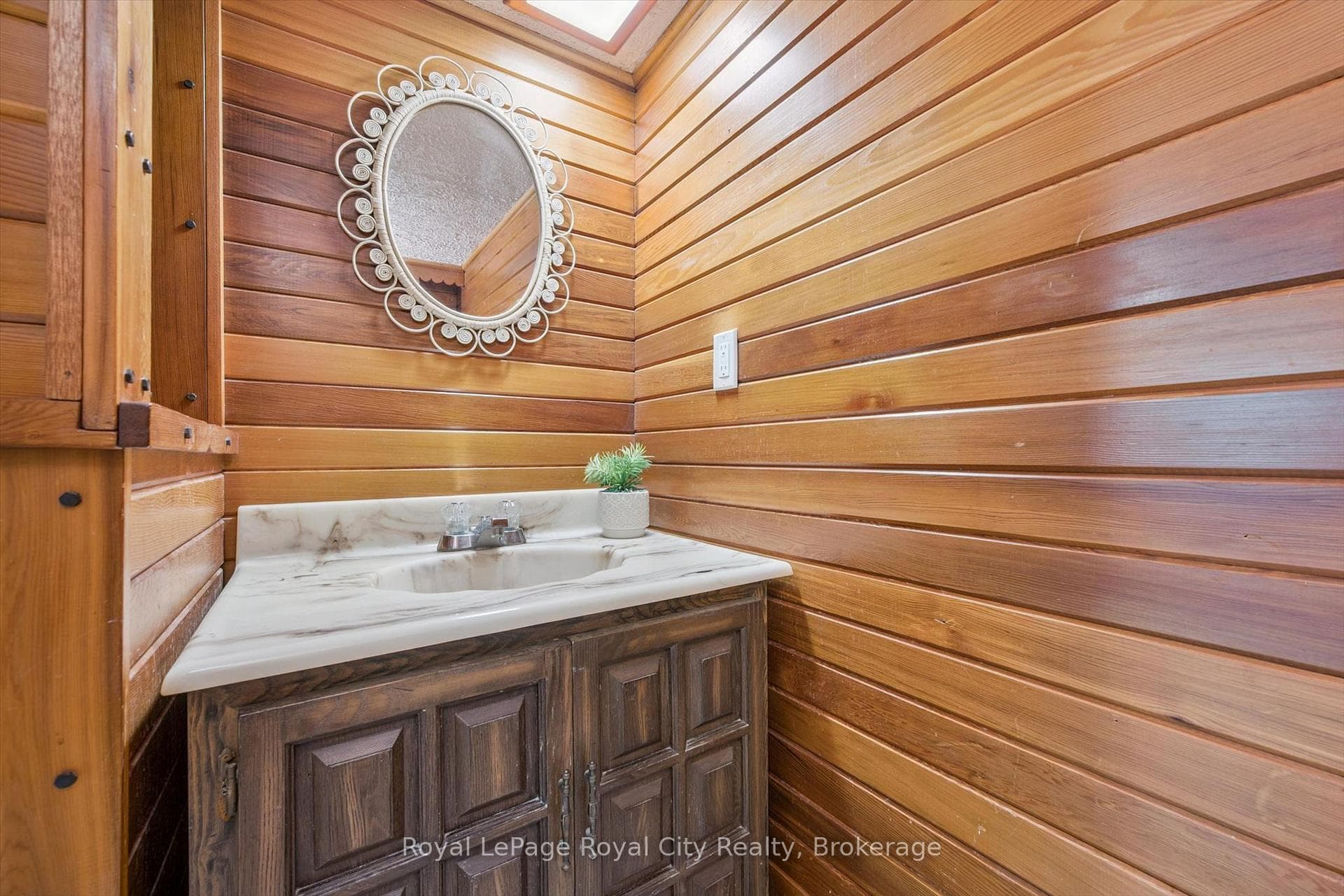 85 Sleeman Avenue photo 28