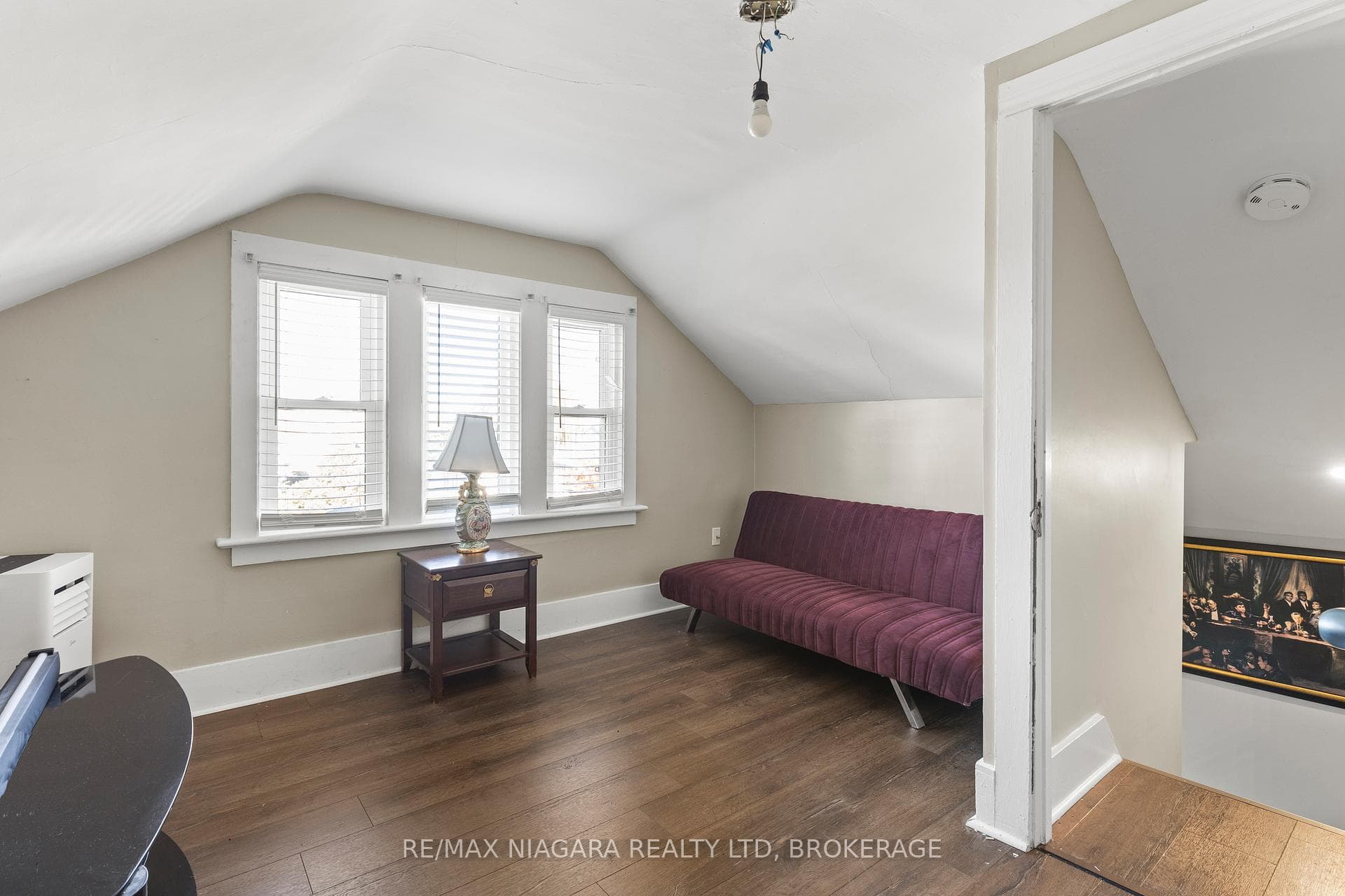239 Bowen Road photo 18
