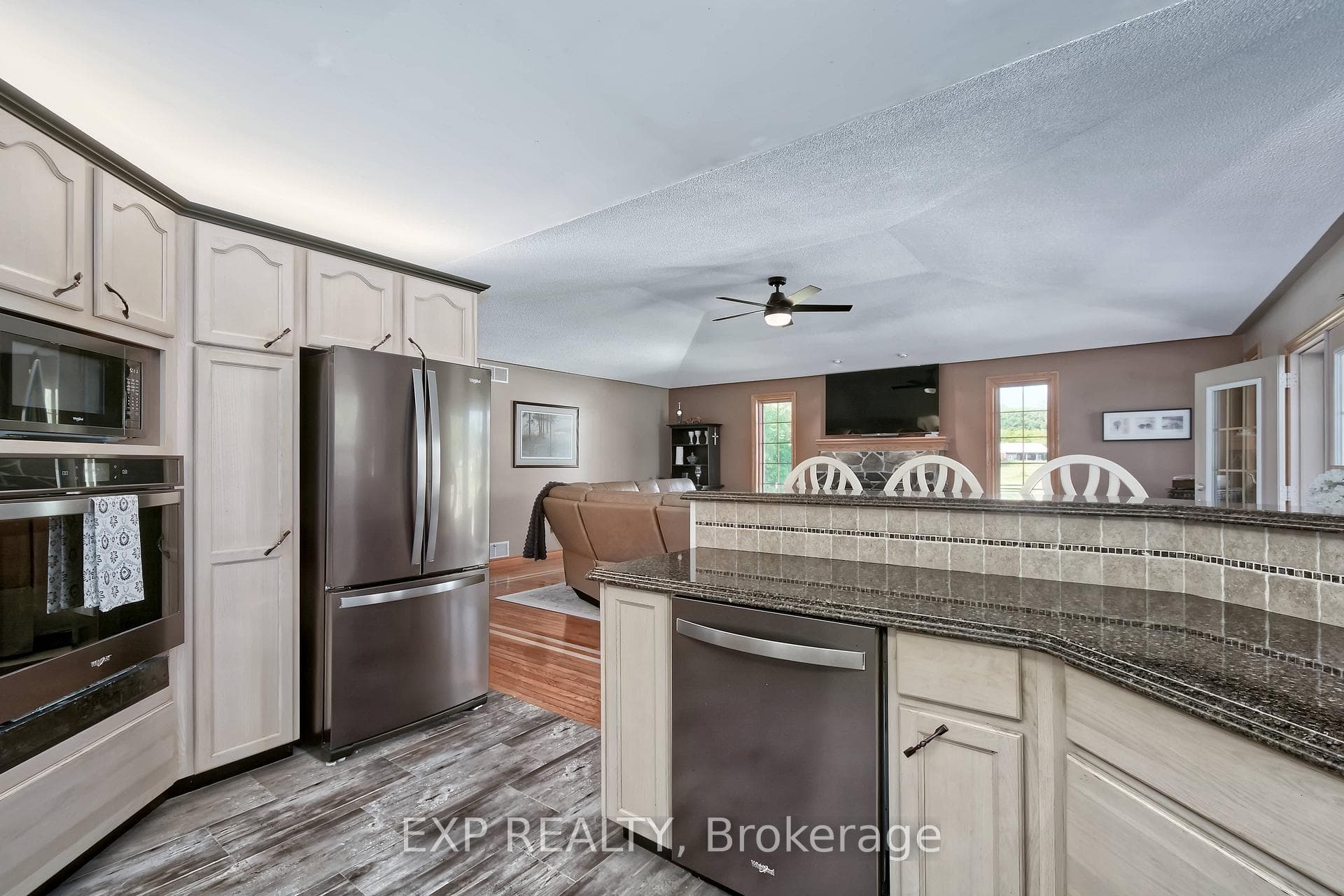 57186 Eden Line photo 22