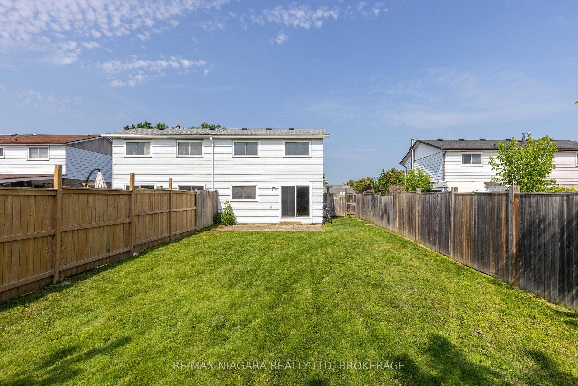 31 Canterbury Drive photo 21