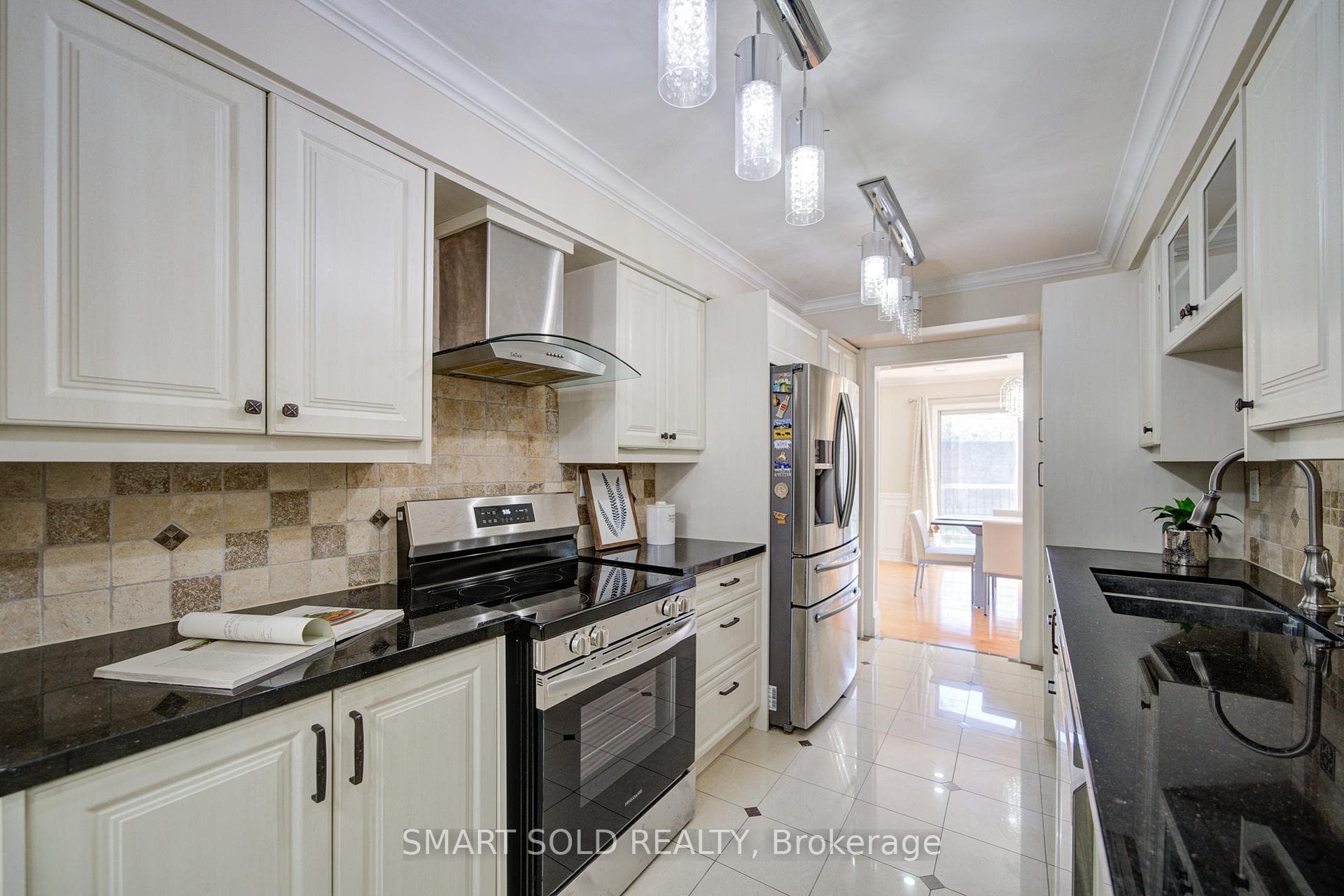 149 Heatherton Way photo 17