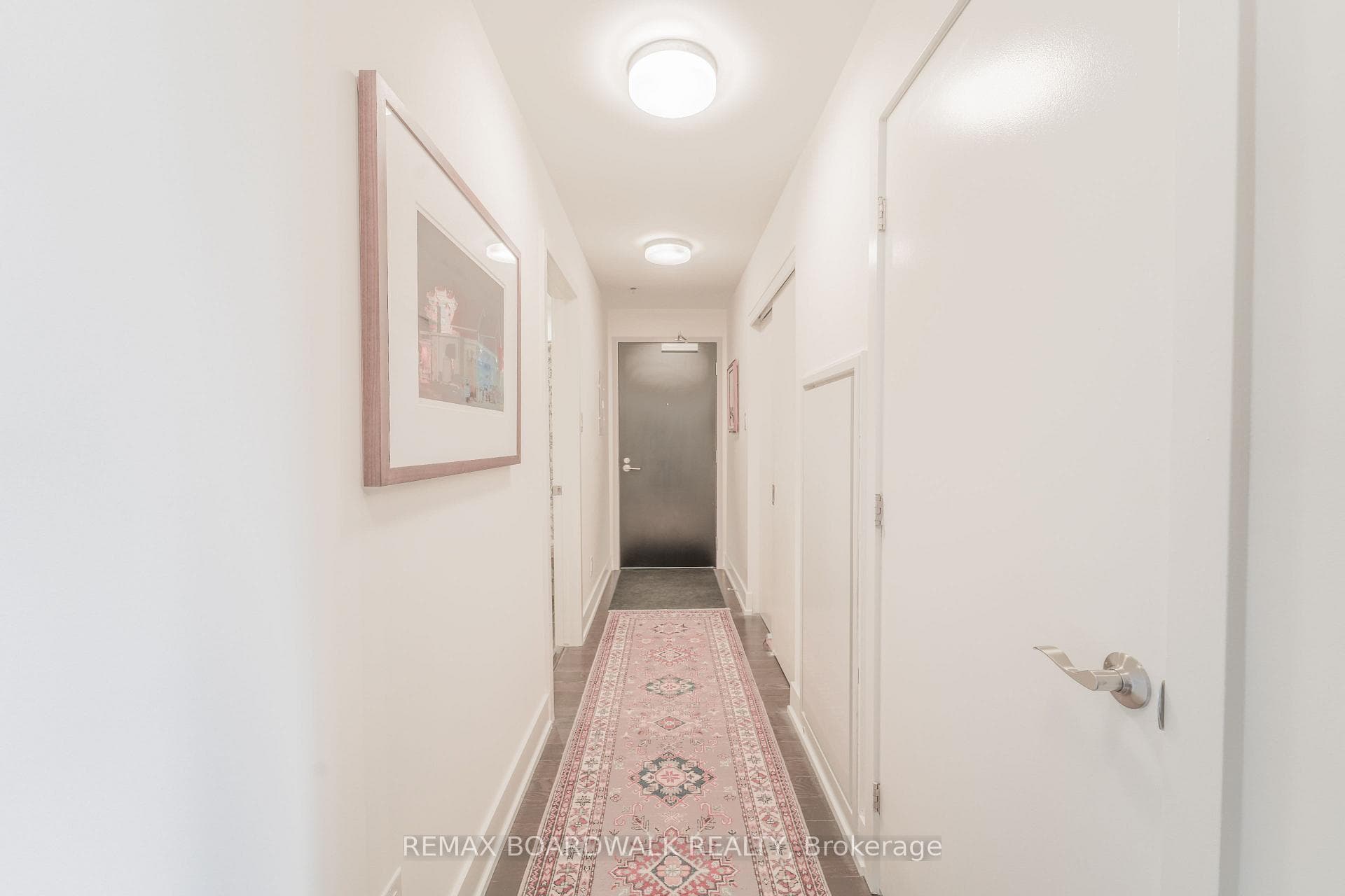 98 Richmond Road Unit 301 photo 4