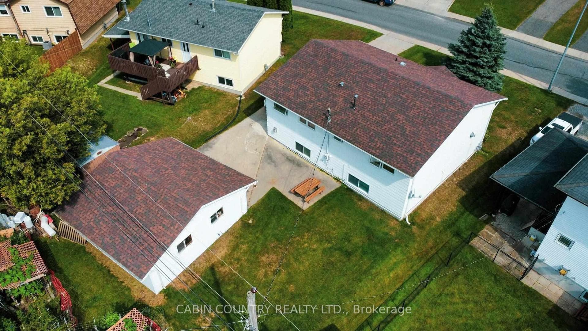 28 Cambrian Drive photo 37
