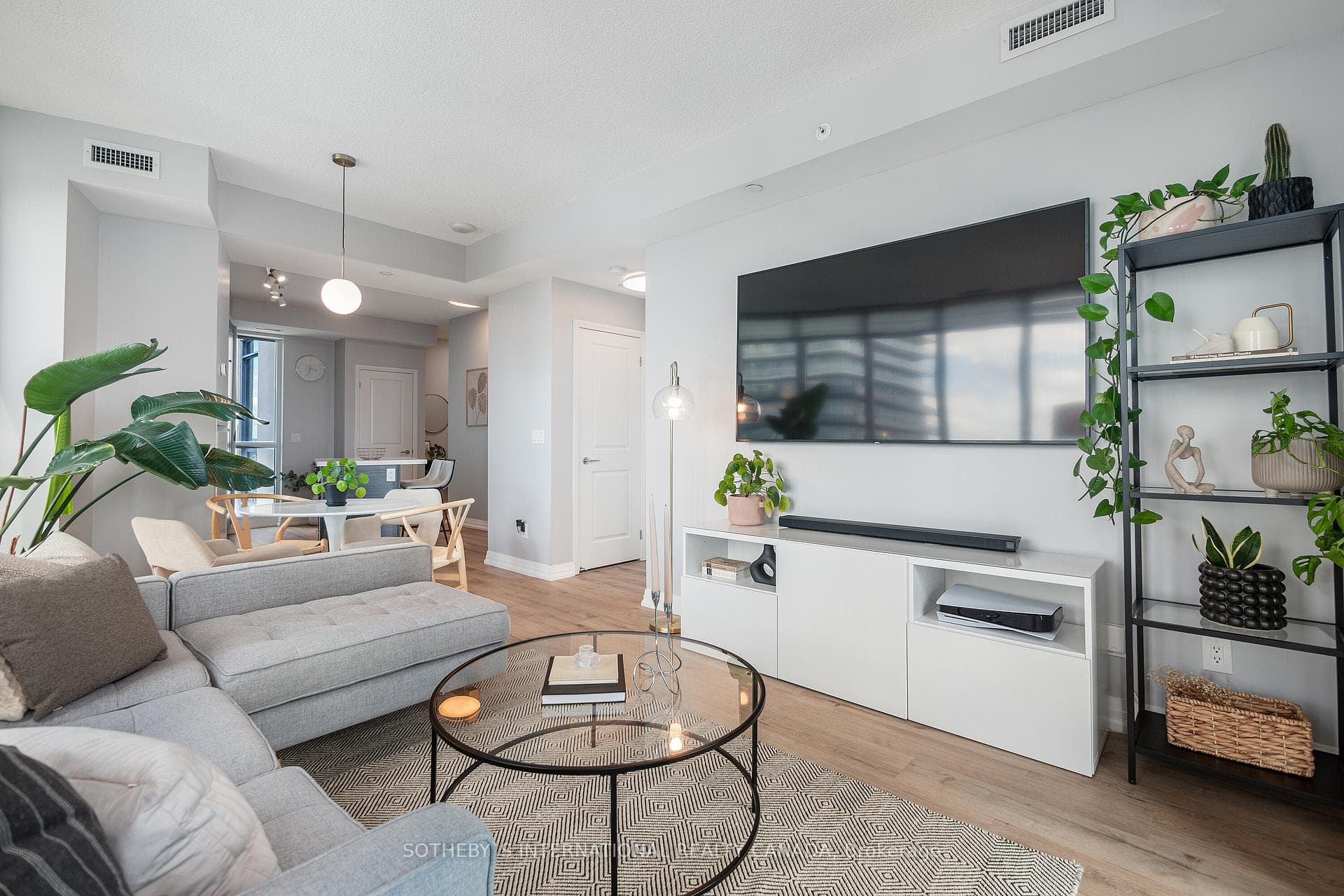 59 Annie Craig Drive Unit 2807 photo 18