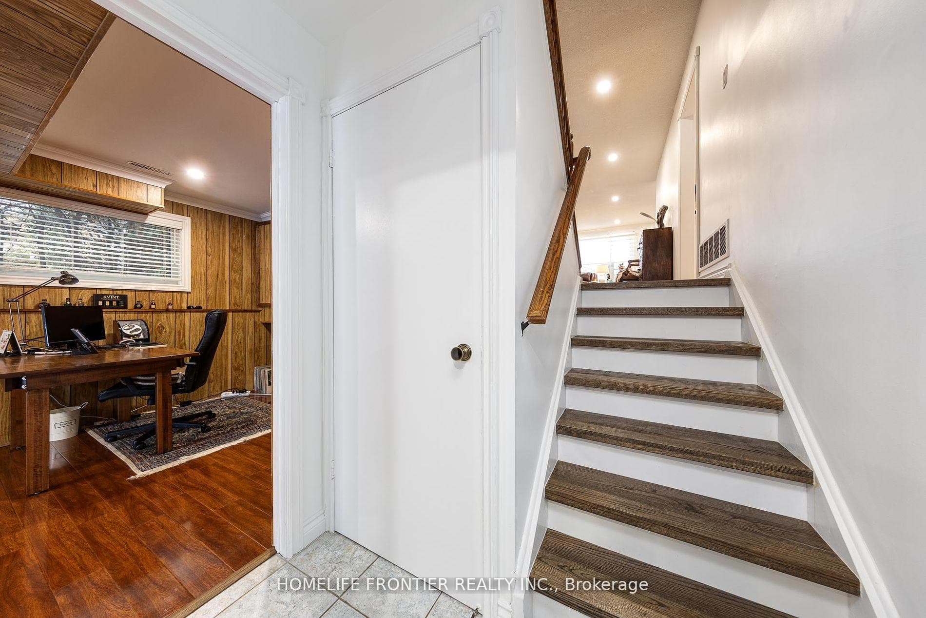 16 Cossar Drive photo 28