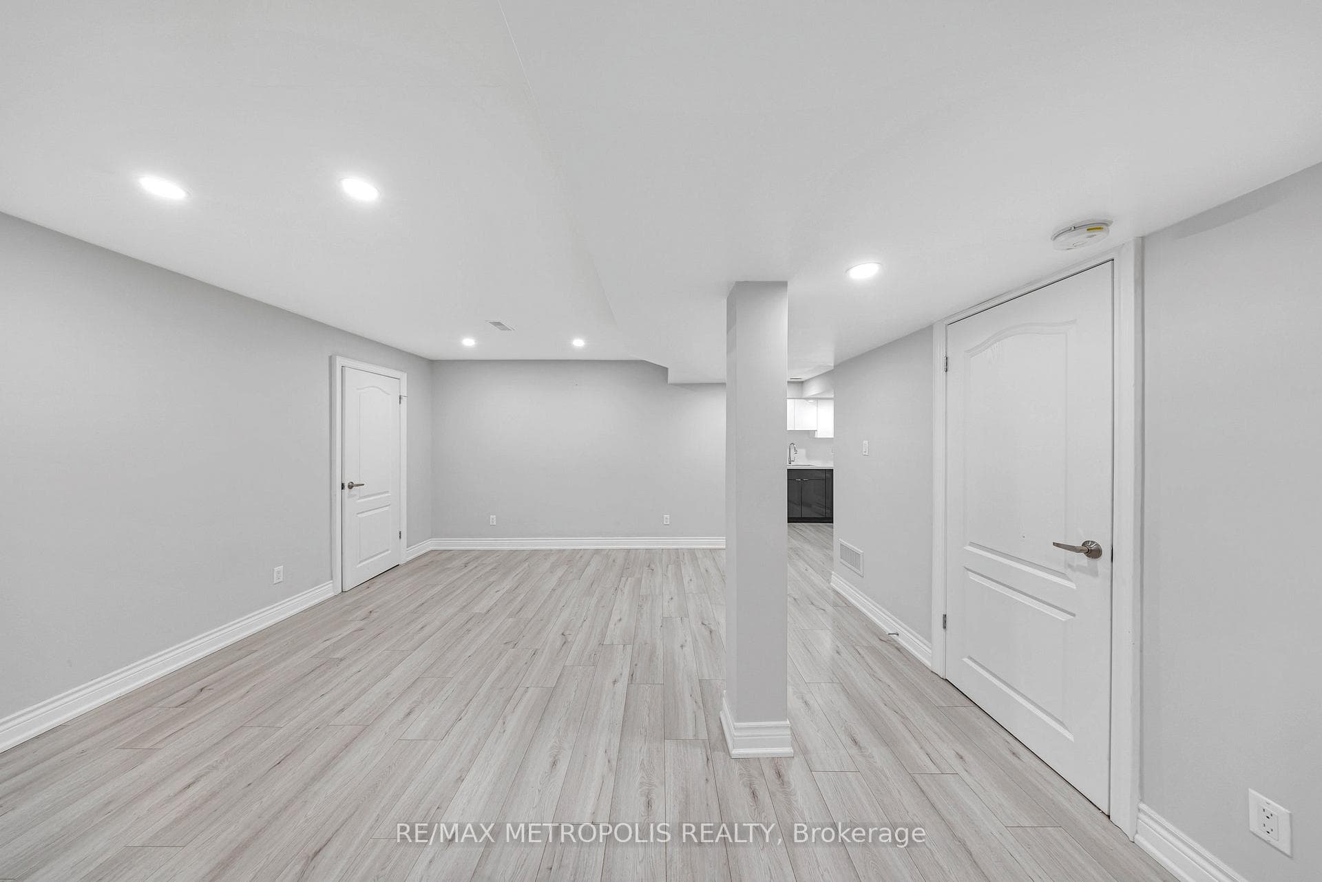 10 Snowcreek Street photo 35