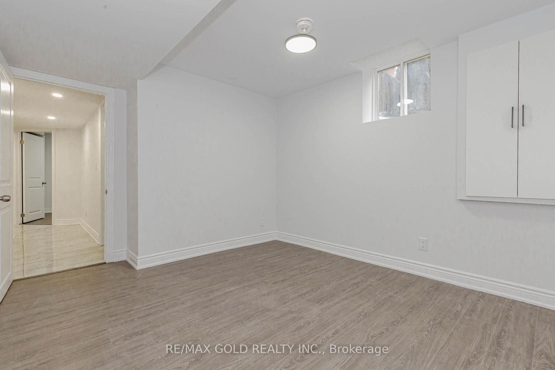 72 Chadwick Street Unit Basement photo 31