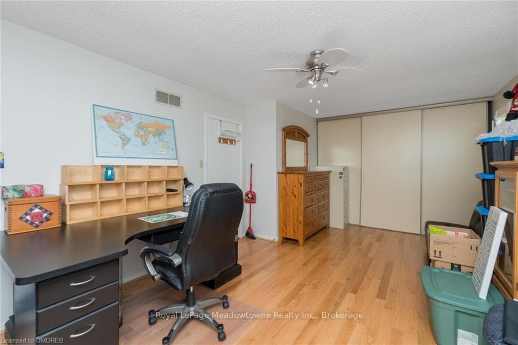 76 JOHN Street photo 20