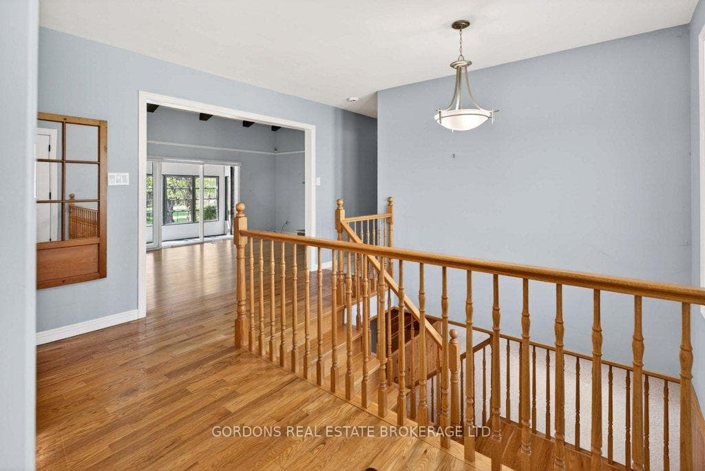 1380 Sunnyside Road photo 15