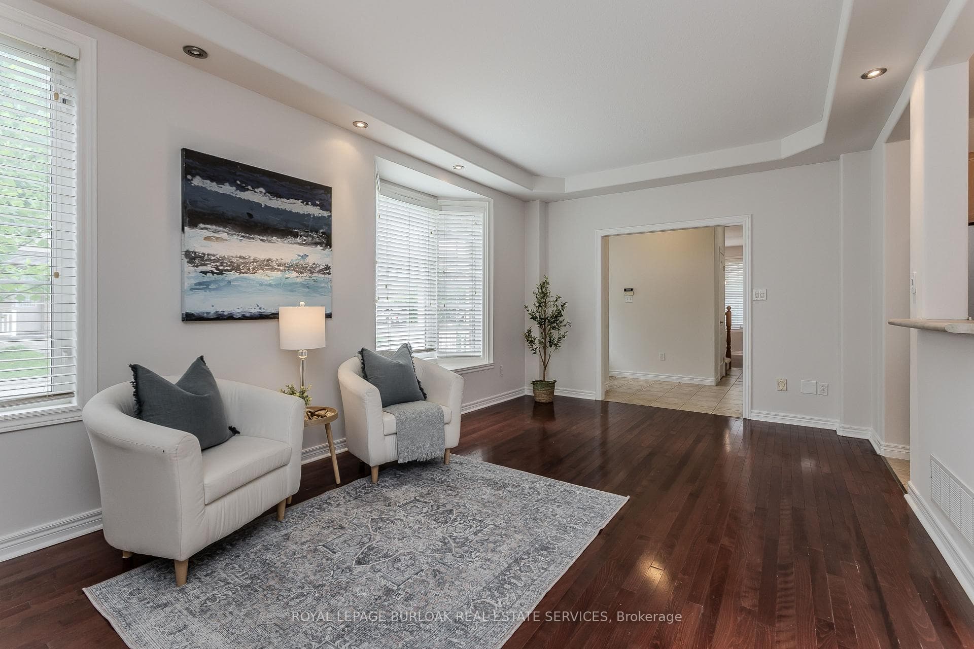 2454 Sutton Drive photo 6