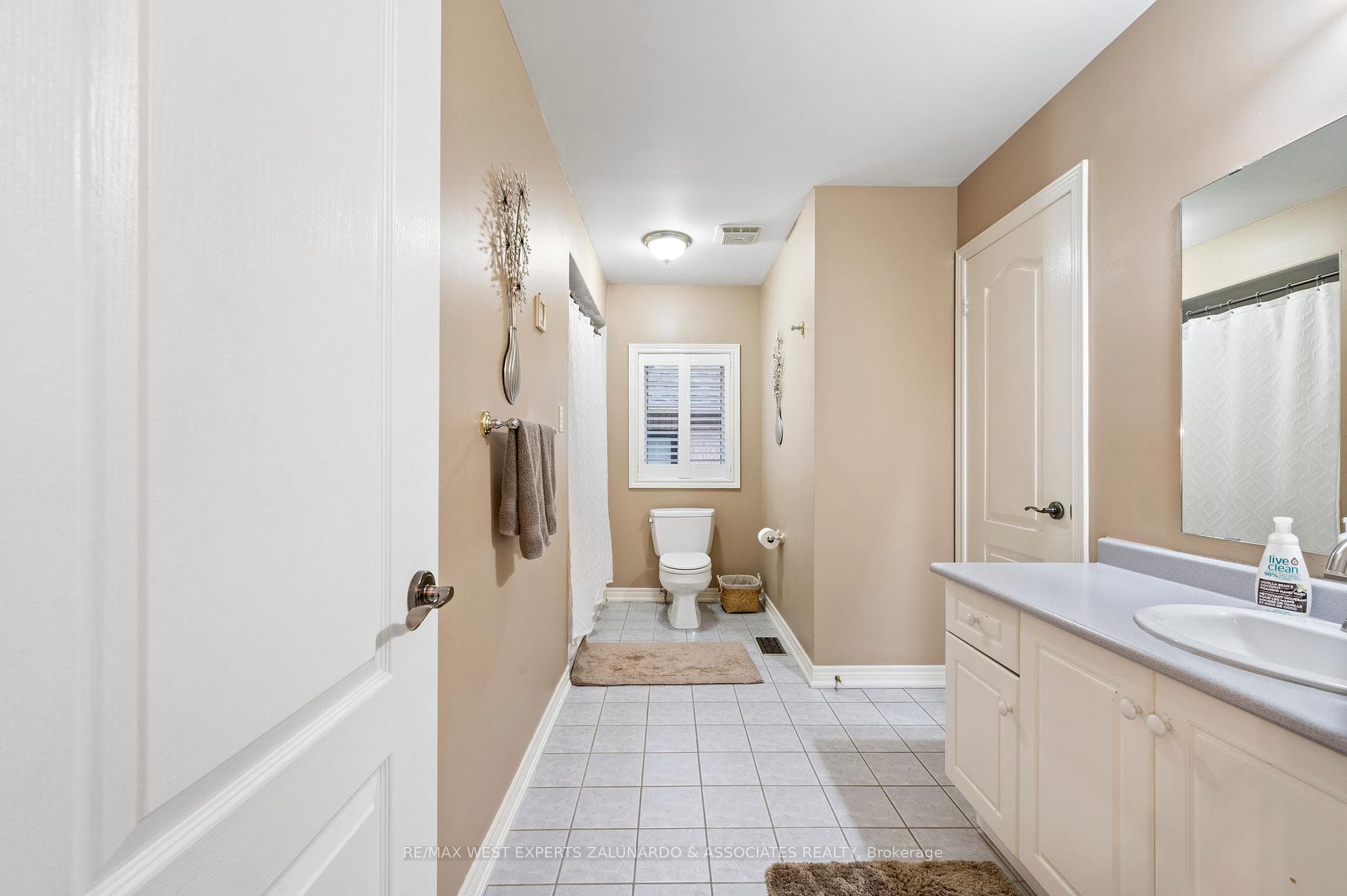 59 Forest Fountain Drive photo 24