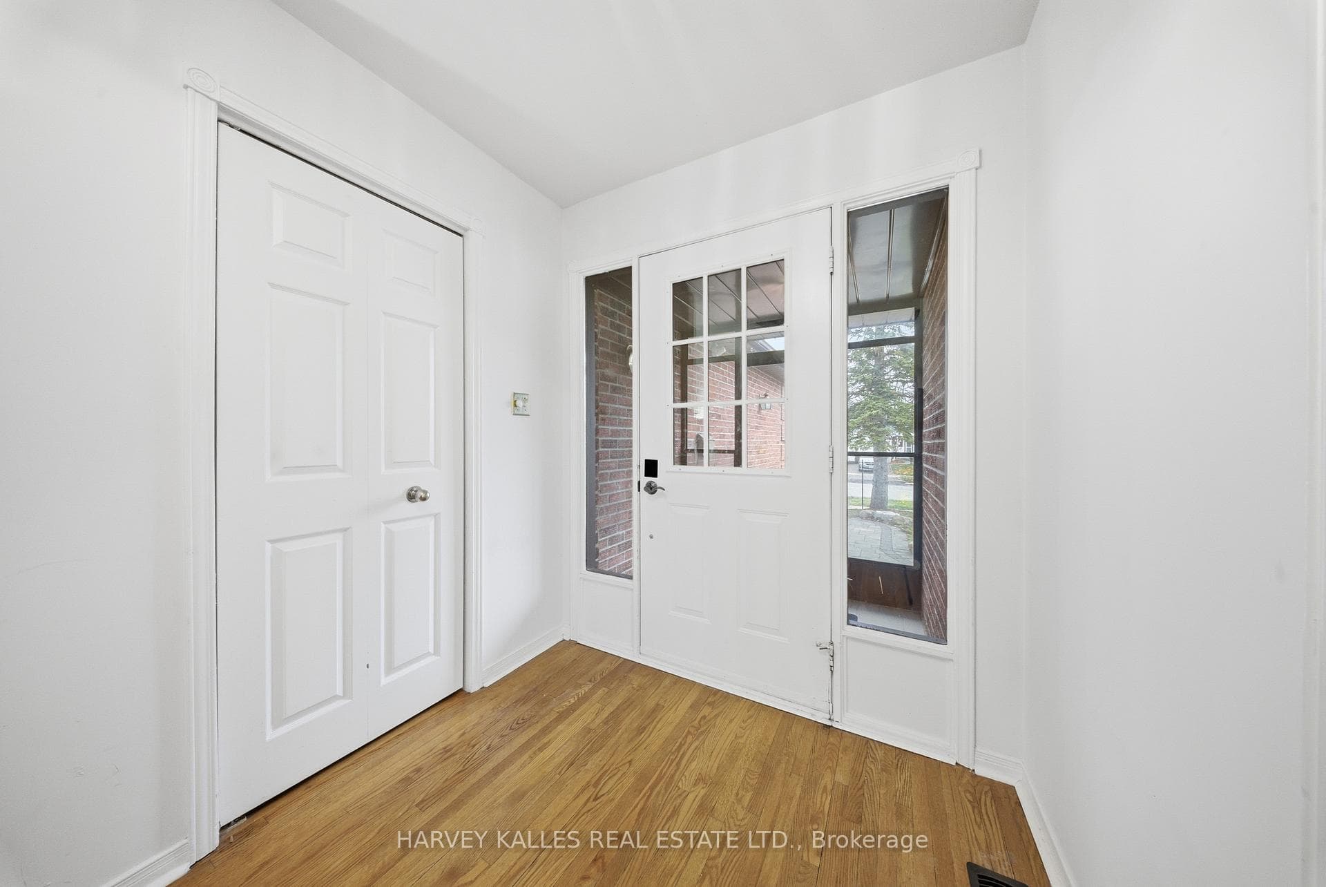 504 Bristol Road photo 6