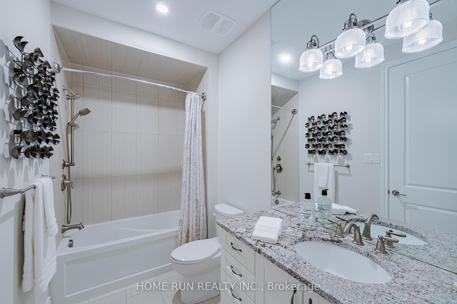 714 Rouncey Road photo 42