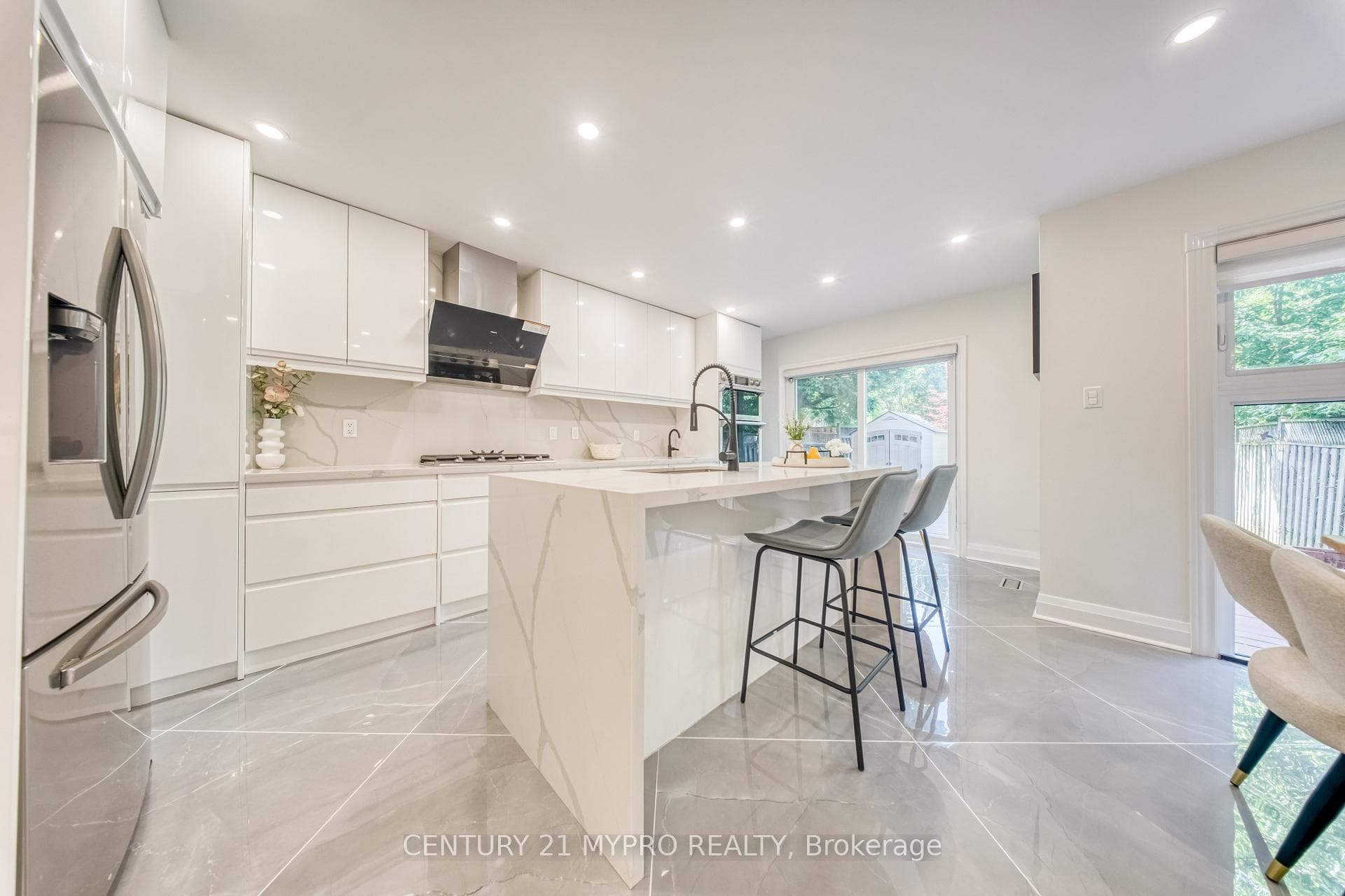 67 Mugford Road photo 1