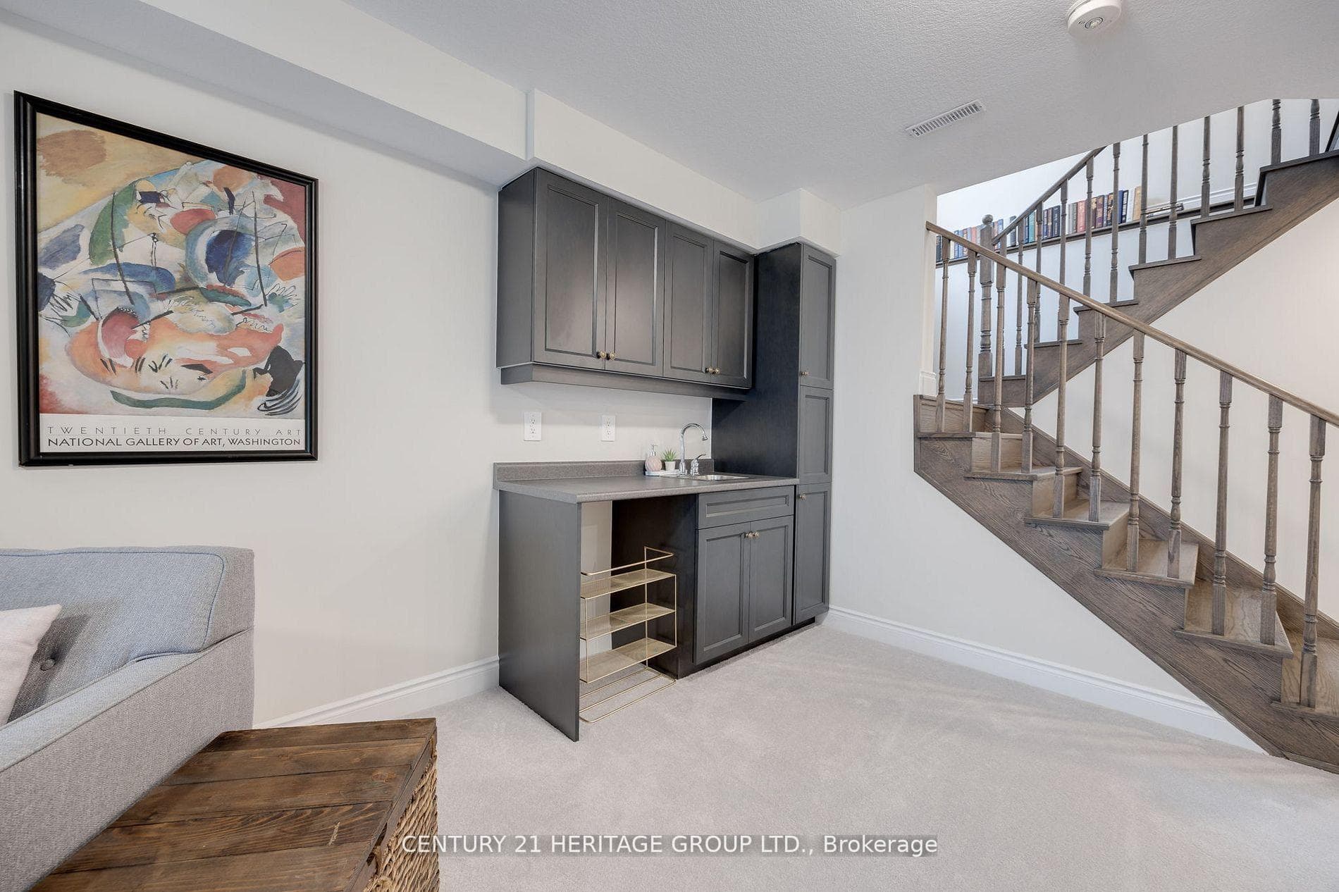 100 Summerhill Drive photo 22