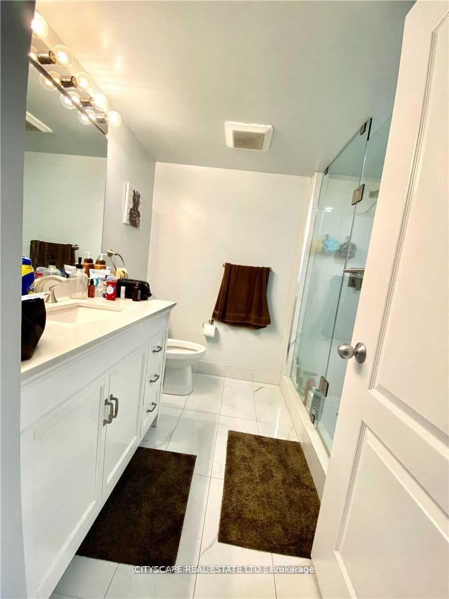 50 Lombard Street Unit 2005 photo 9